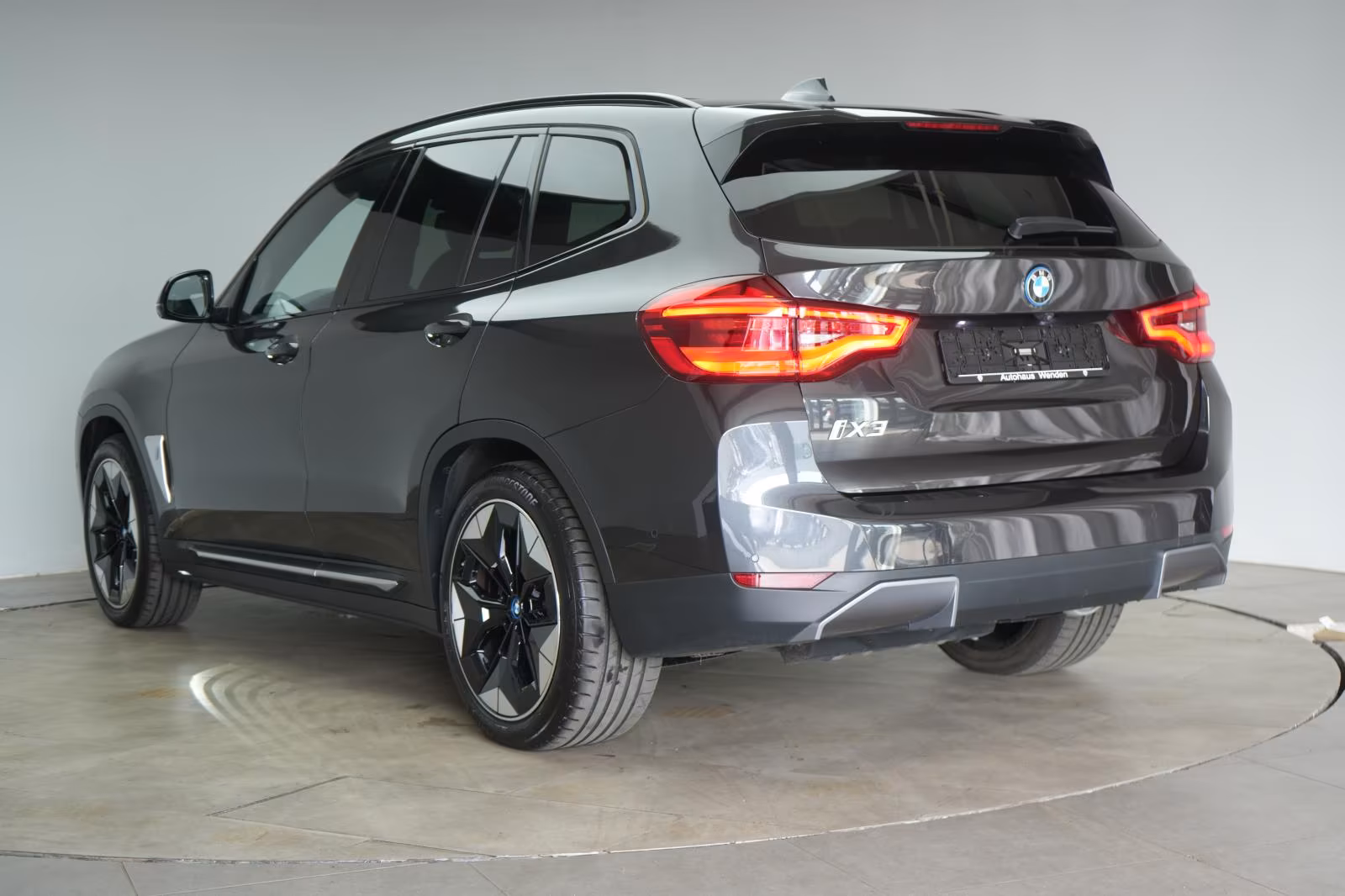 (B-500) BMW iX3 Impressive M Sport Leder/ACC/Kamera/HUD/Pano - Image 4