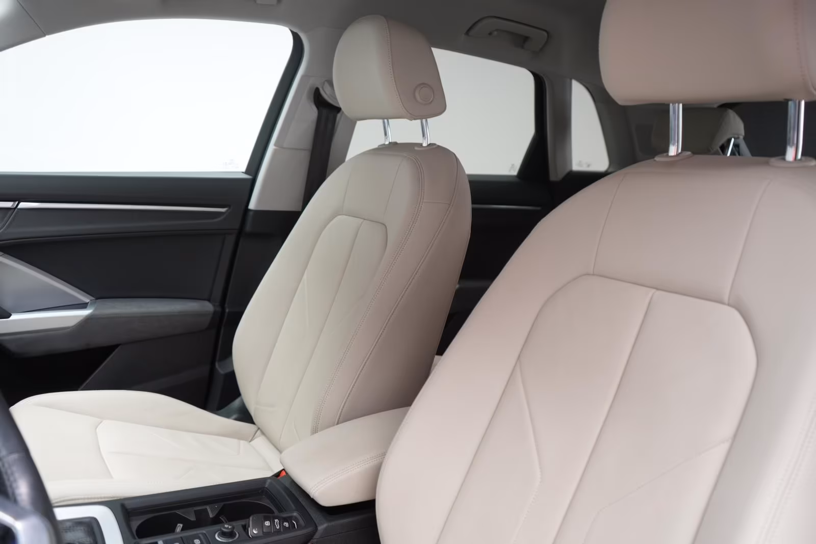 (B-075) Audi Q3 35 TFSI S tronic advanced Leder/Virtual/Matri - Image 7