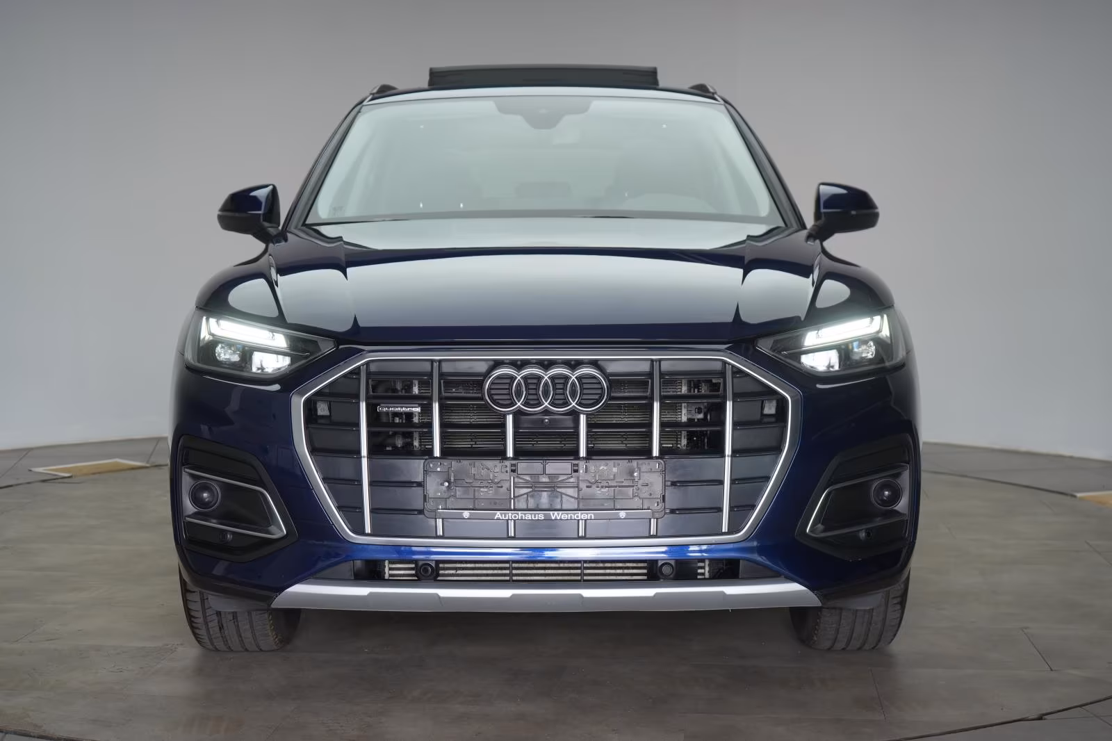 (B-072) Audi Q5(Hybrid) 50 TFSIe quattro S tronic advanced - Image 2