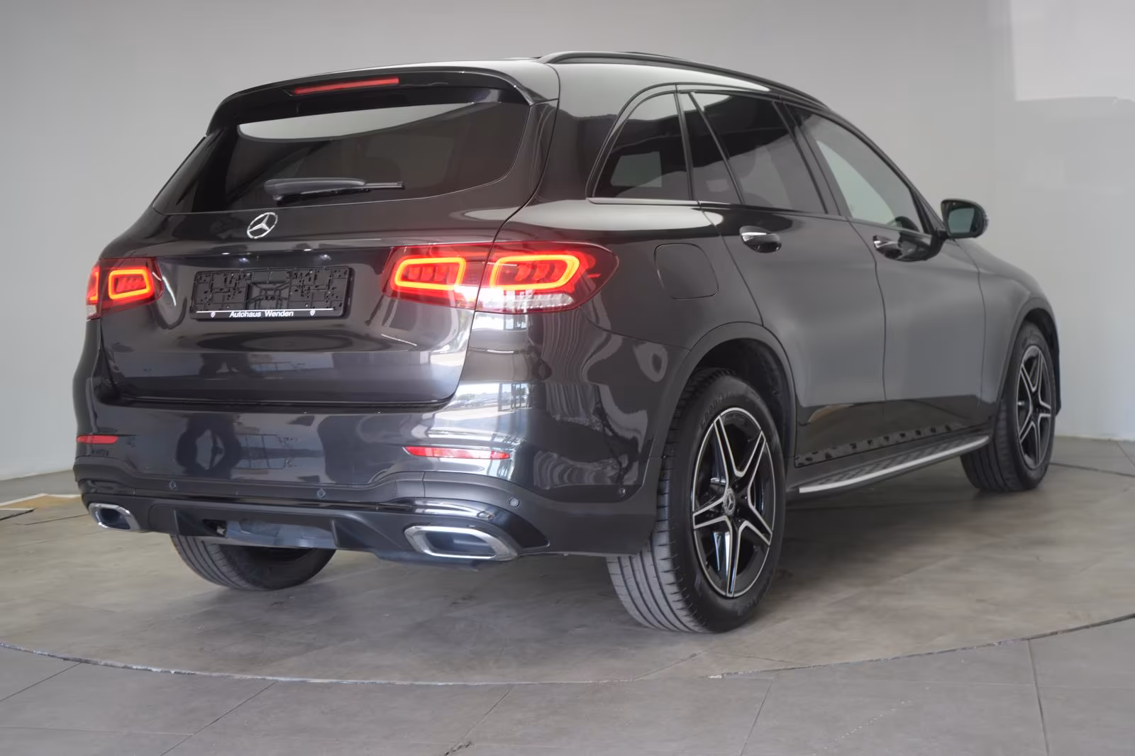 (B-423) Mercedes-Benz GLC 300 d 4Matic 9G-Tronic AMG Leder/Distronic/P - Image 5
