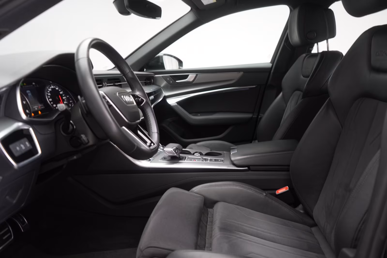 (B-107) Audi A6 Allroad 45 TDI Quattro Carplay/ACC/Lift/Kamer - Image 6