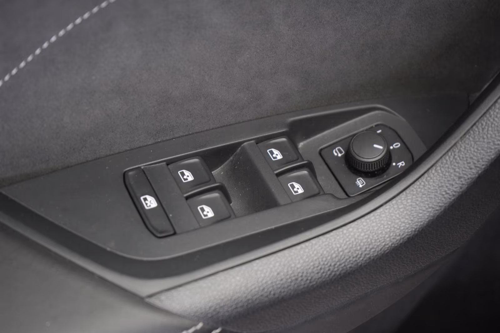 (B-230) Skoda Kodiaq 2.0 TDI 4x4 DSG Sportline ACC/Virtual/Mat - Image 17