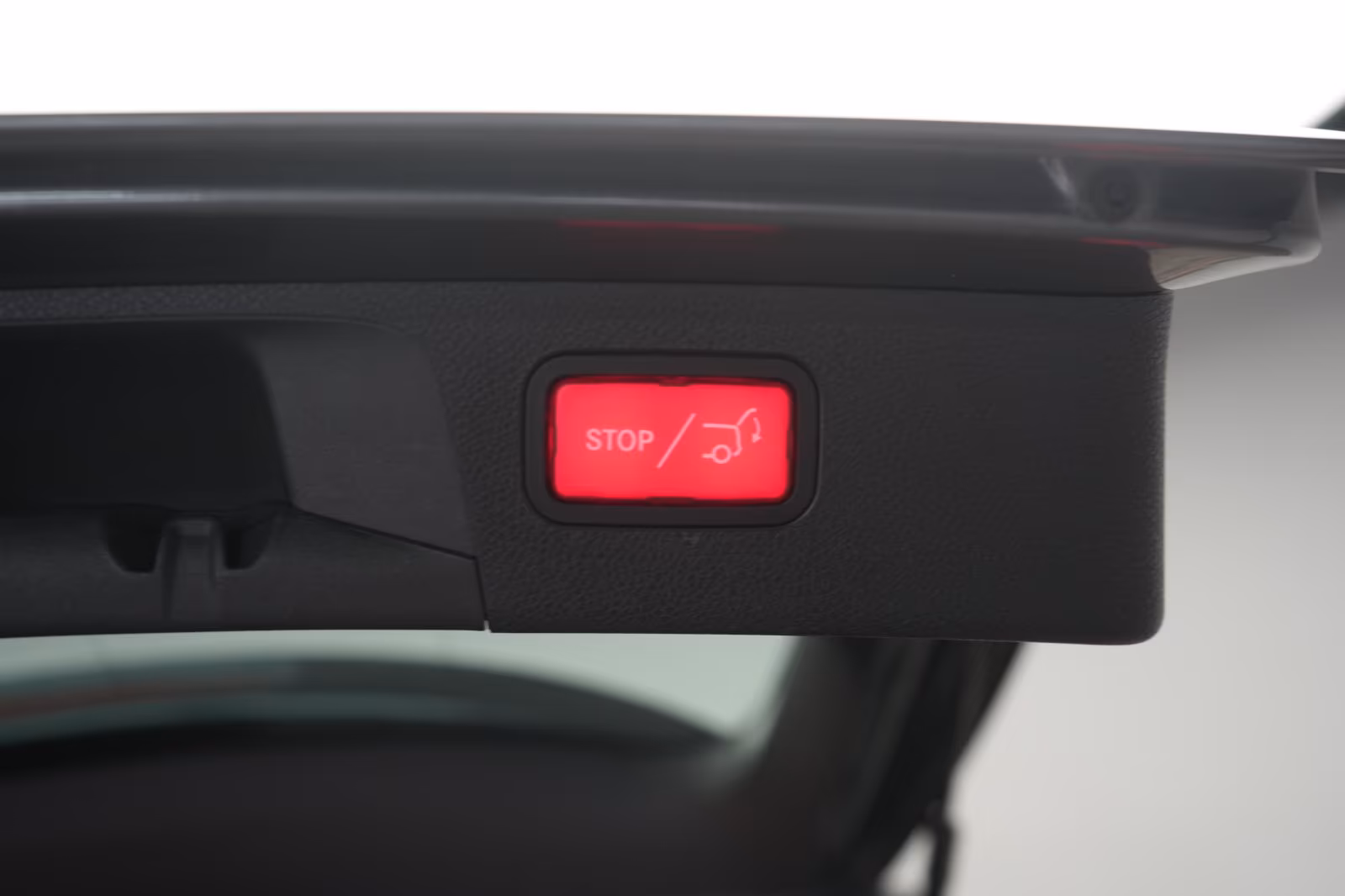 (B-341) Mercedes-Benz(Hybrid) E 300 de 4Matic T 9G-Tronic Avantgarde Leder/Dis - Image 26