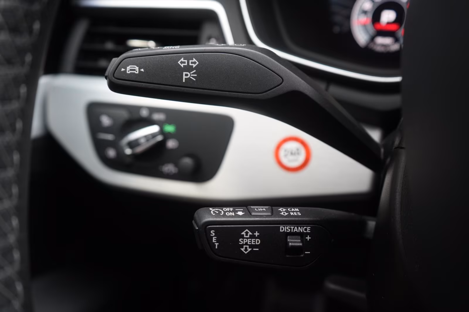 (B-593) Audi A4 40 TFSI S line ACC/Pano/Kamera/Matrix/B&O/Vir - Image 18