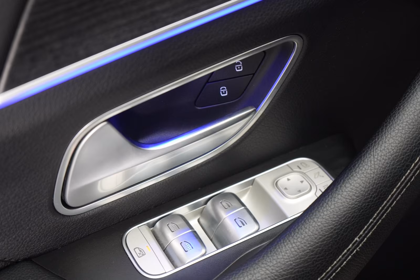 (B-460) Mercedes-Benz(Hybrid) GLE 350 de 4Matic 9G-Tronic AMG Distronic/HUD/Ka - Image 13