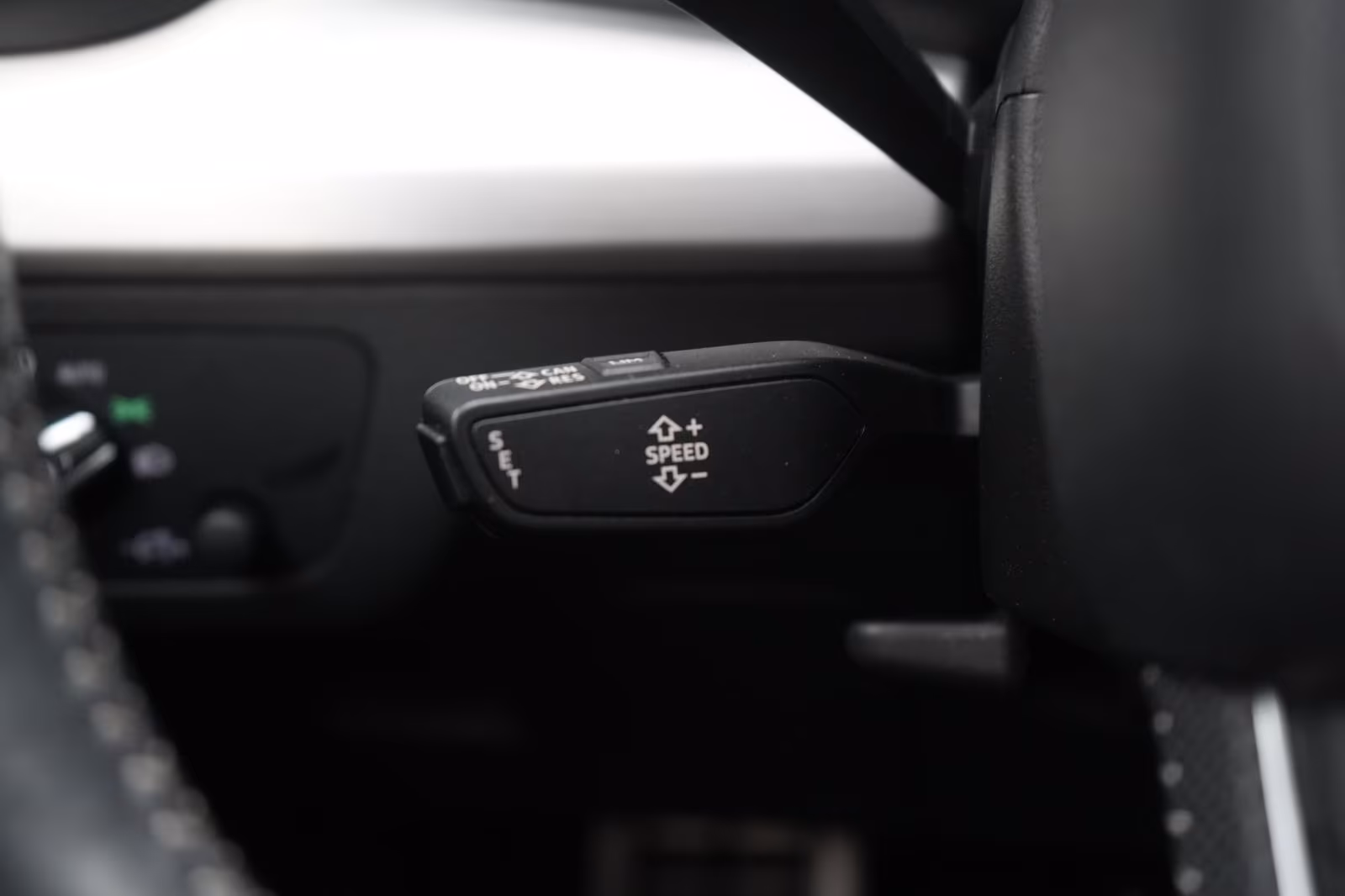 (B-123) Audi Q5 40 TDI quattro S-Line Temp/Kamera/AHK/Massage - Image 19