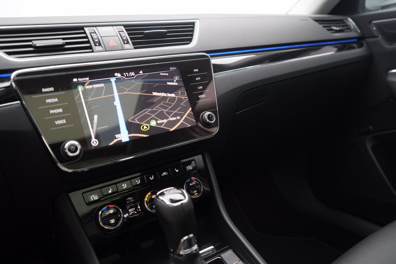 (B-190) Skoda Superb 2.0 TDI DSG L&K Leder/ACC/Pano/Canton/Vir - Image 21