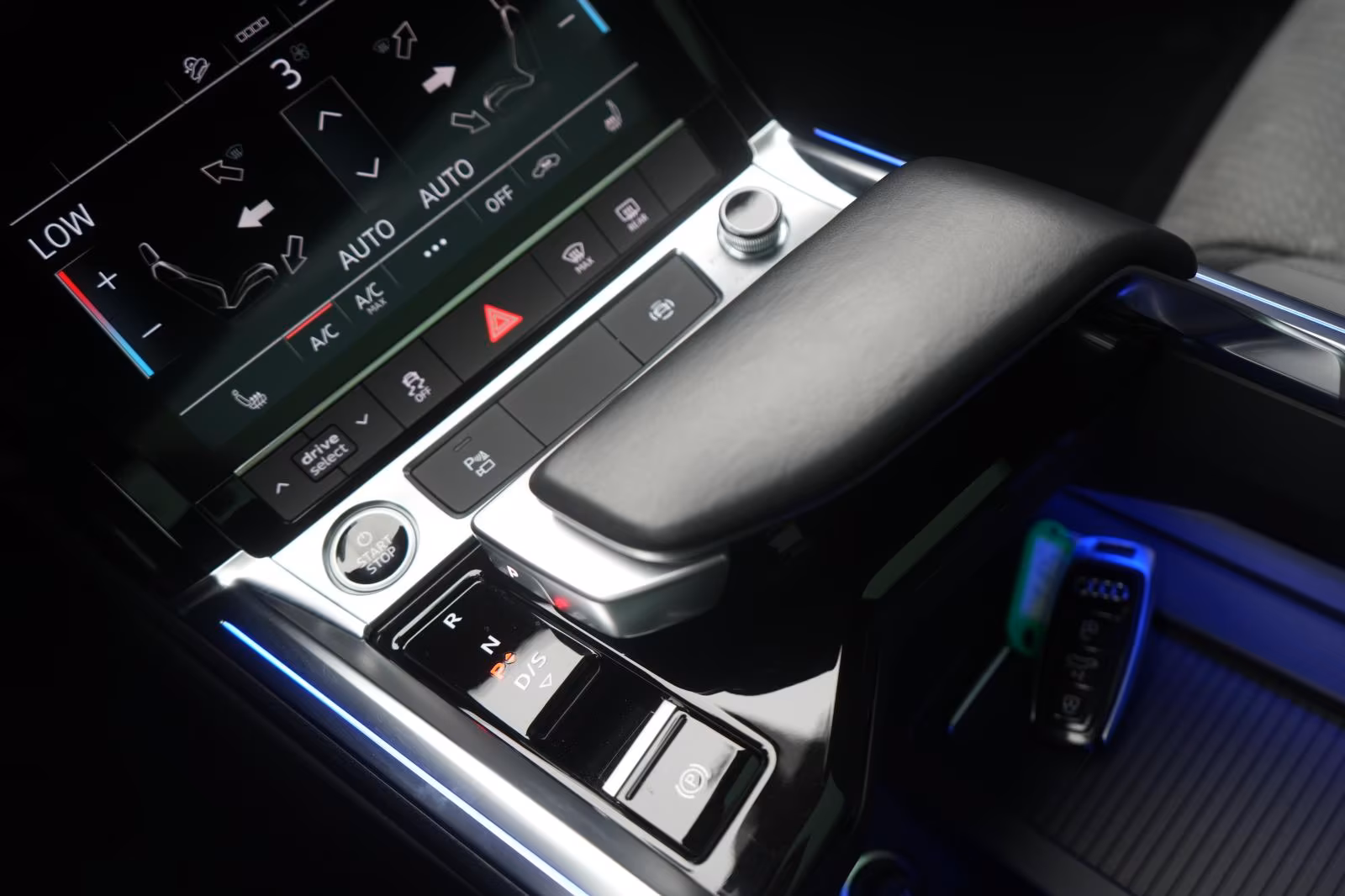 (B-587) Audi e-tron 55 quattro S line Matrix/Kamera/Pano/Virt - Image 19