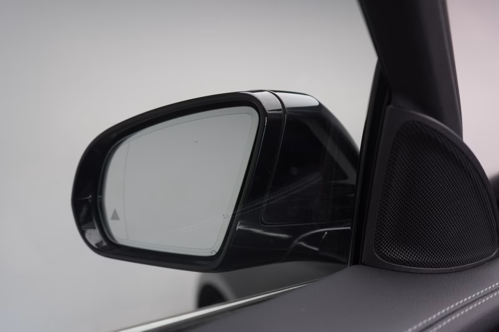 (B-128) Mercedes-Benz(Hybrid) E 300 de 9G-Tronic Exclusive Leder/Distronic/Ka - Image 23