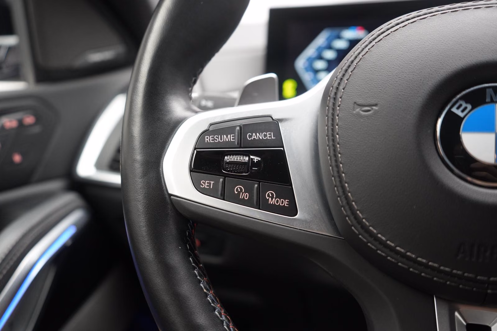 (B-058) BMW X6 M60 i xDrive Leder/HUD/Carbon/H&K/Kamera/AHK/ - Image 21