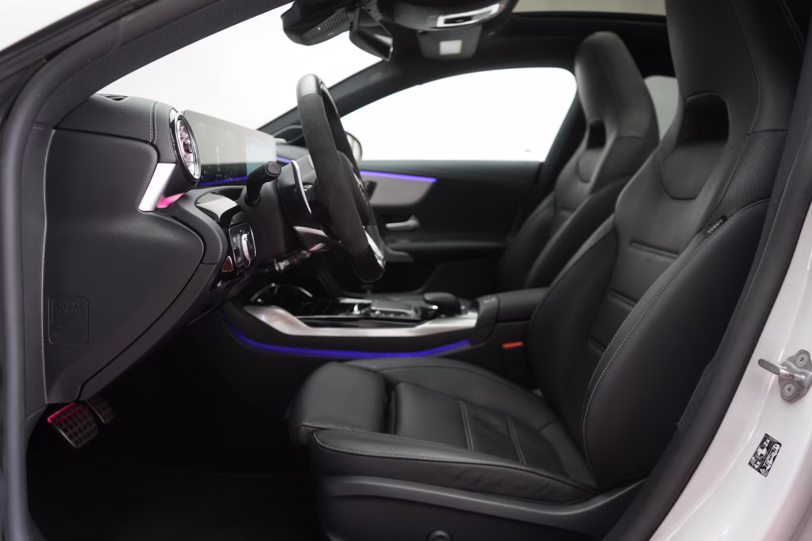 (B-245) Mercedes-Benz CLA 45 AMG S 4Matic+ AMG Speedshift 8G-DCT N - Image 5