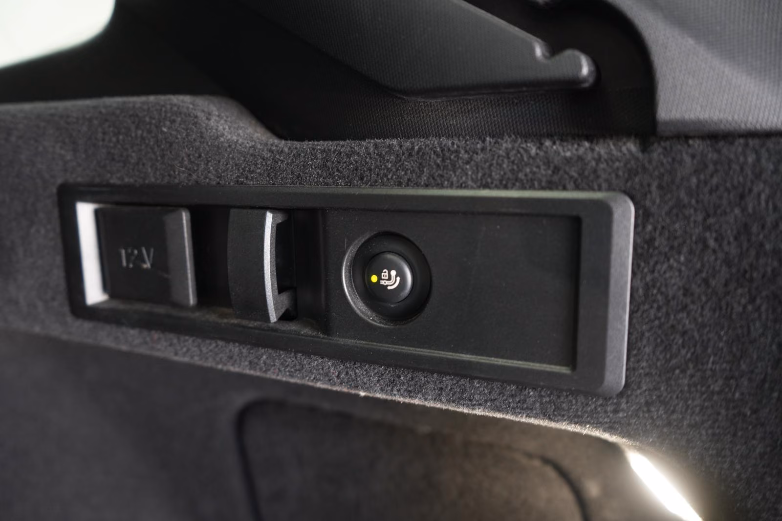 (B-768) BMW 320 d Touring M Sport HUD/Wide/Lane/Side - Image 22