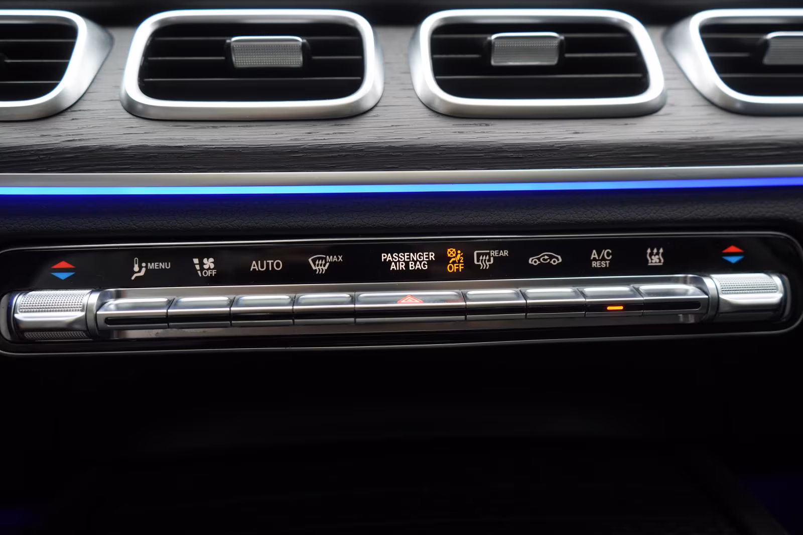 (B-696) Mercedes-Benz(Hybrid) GLE 350 de 4Matic 9G-Tronic AMG Leder/Distroni - Image 20