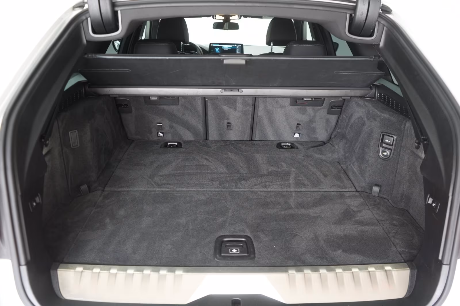 (B-456) BMW(Hybrid) 530 e xDrive Touring M Sport Leder/ACC/Kamera/Vi - Image 26