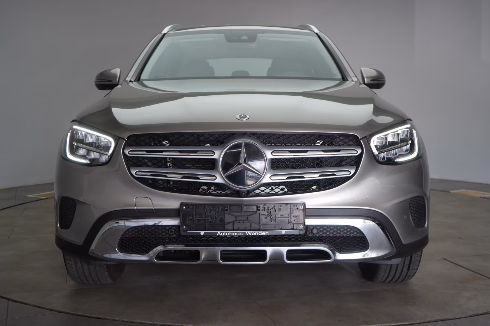 (B-702) Mercedes-Benz GLC 300 de 4Matic 9G-Tronic Temp/360Kamera/Carpl - Image 2