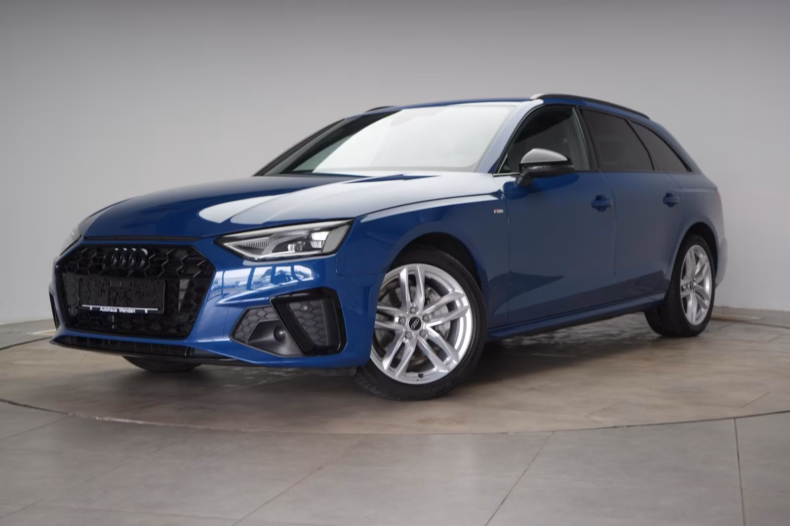 (B-081) Audi A4 40 TDI S tronic S line RS.Sitze/Navi/Temp/ - Image 3