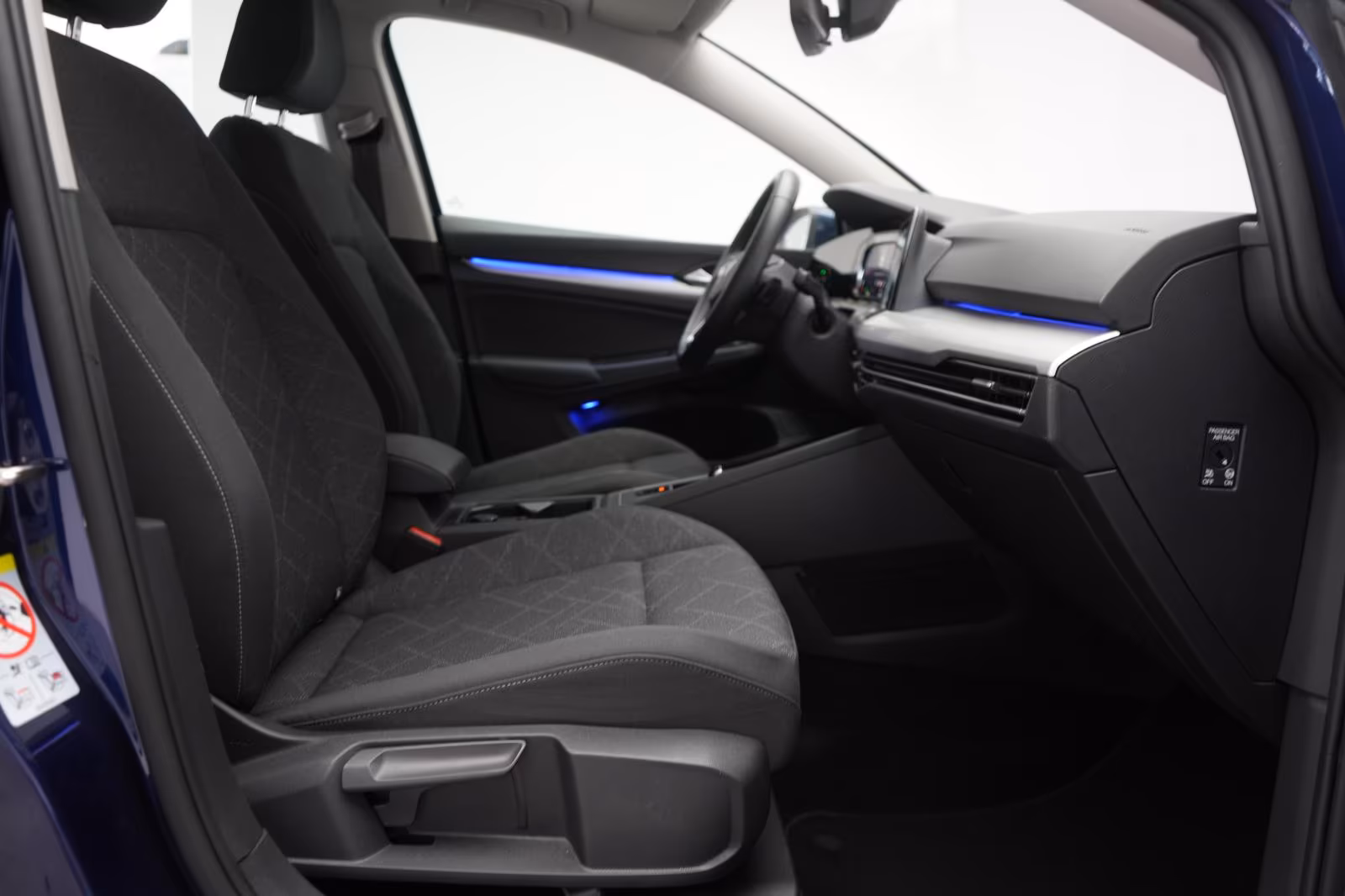 (B-420) Volkswagen Golf 1.0 eTSI DSG Life ACC/Kamera/Virtual/Lane/ - Image 9