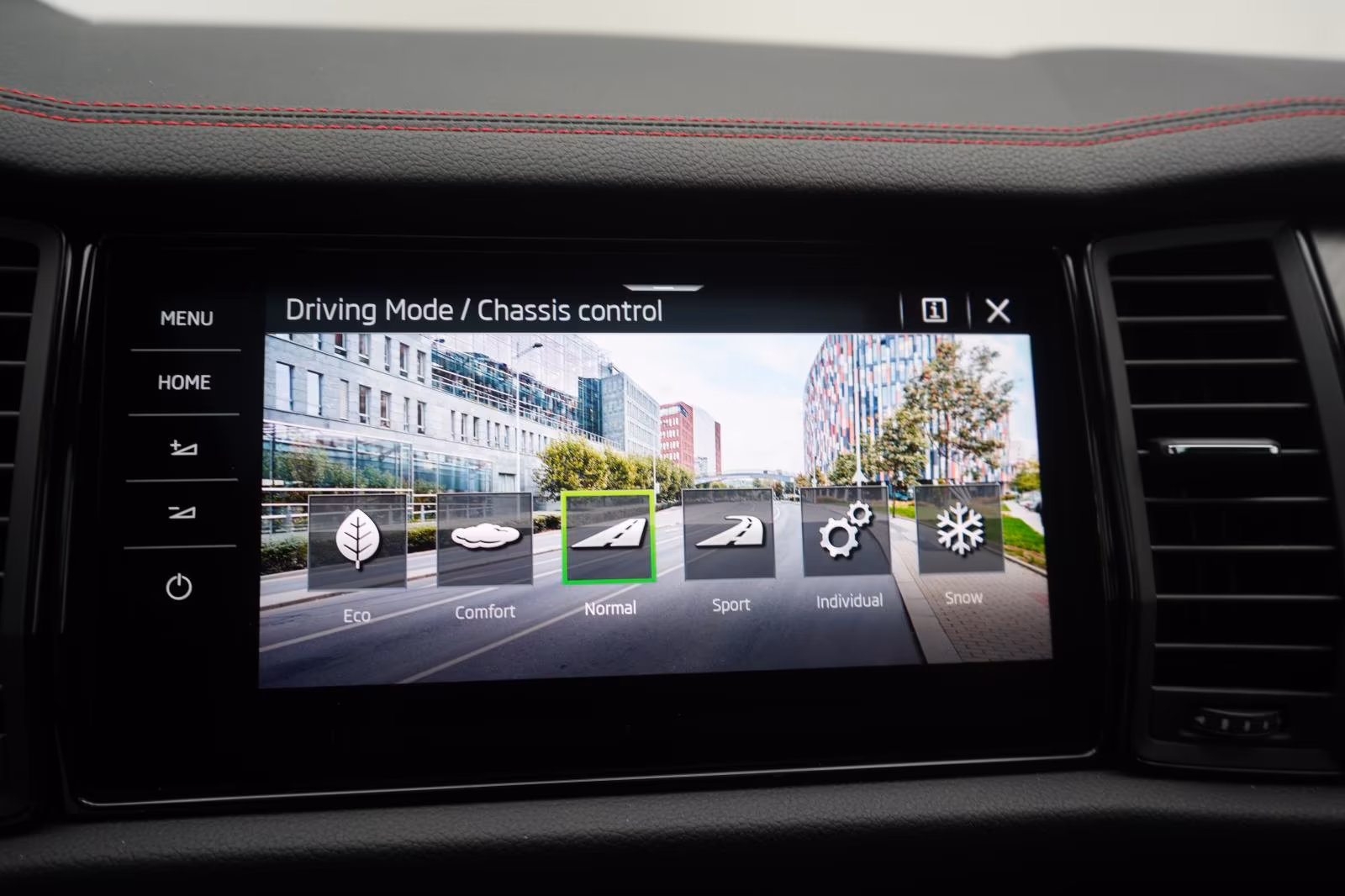 (B-031) Skoda Kodiaq 2.0 TSI 4x4 DSG RS ACC/Kamera/Virtual/Pan - Image 27