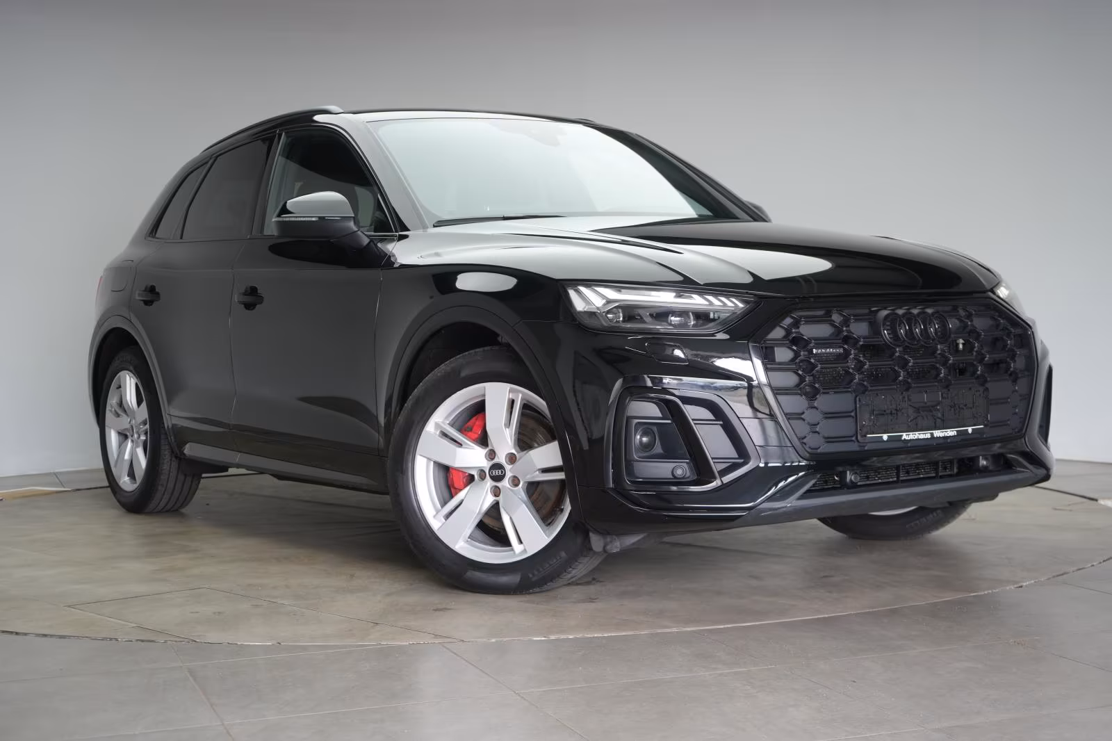 (B-168) Audi Q5 40 TDI quattro S tronic S line Temp/Kamera/Vi - Image 1