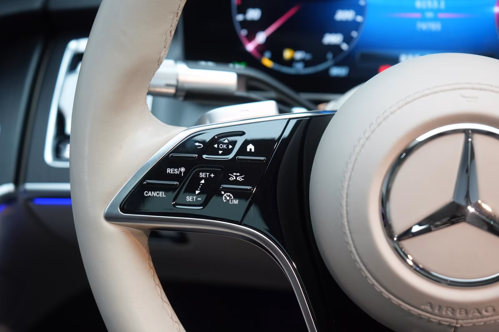 (B-200) Mercedes-Benz S 400 d 4Matic 9G-Tronic Leder/Distronic/HUD/ - Image 20