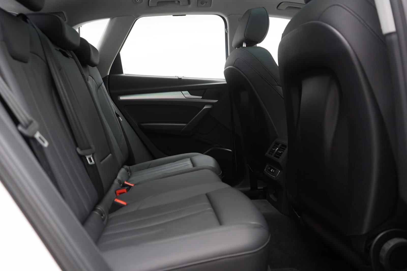 (B-275) Audi Q5 40 TDI quattro S tronic Leder/Temp/Kamera/Pan - Image 11