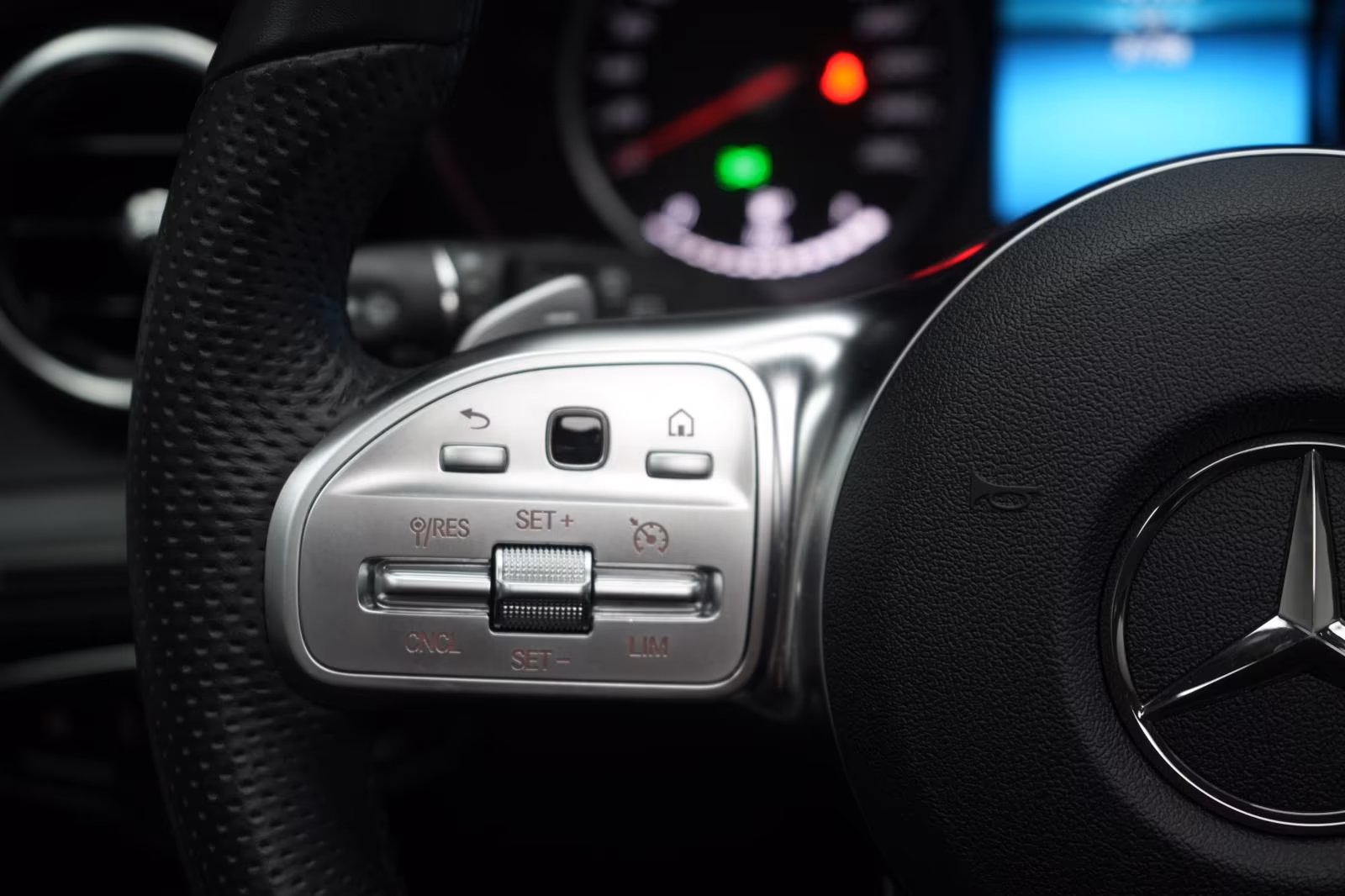 (B-274) Mercedes-Benz GLC 220 d 4Matic 9G-Tronic AMG Navi/Temp/Bur - Image 18