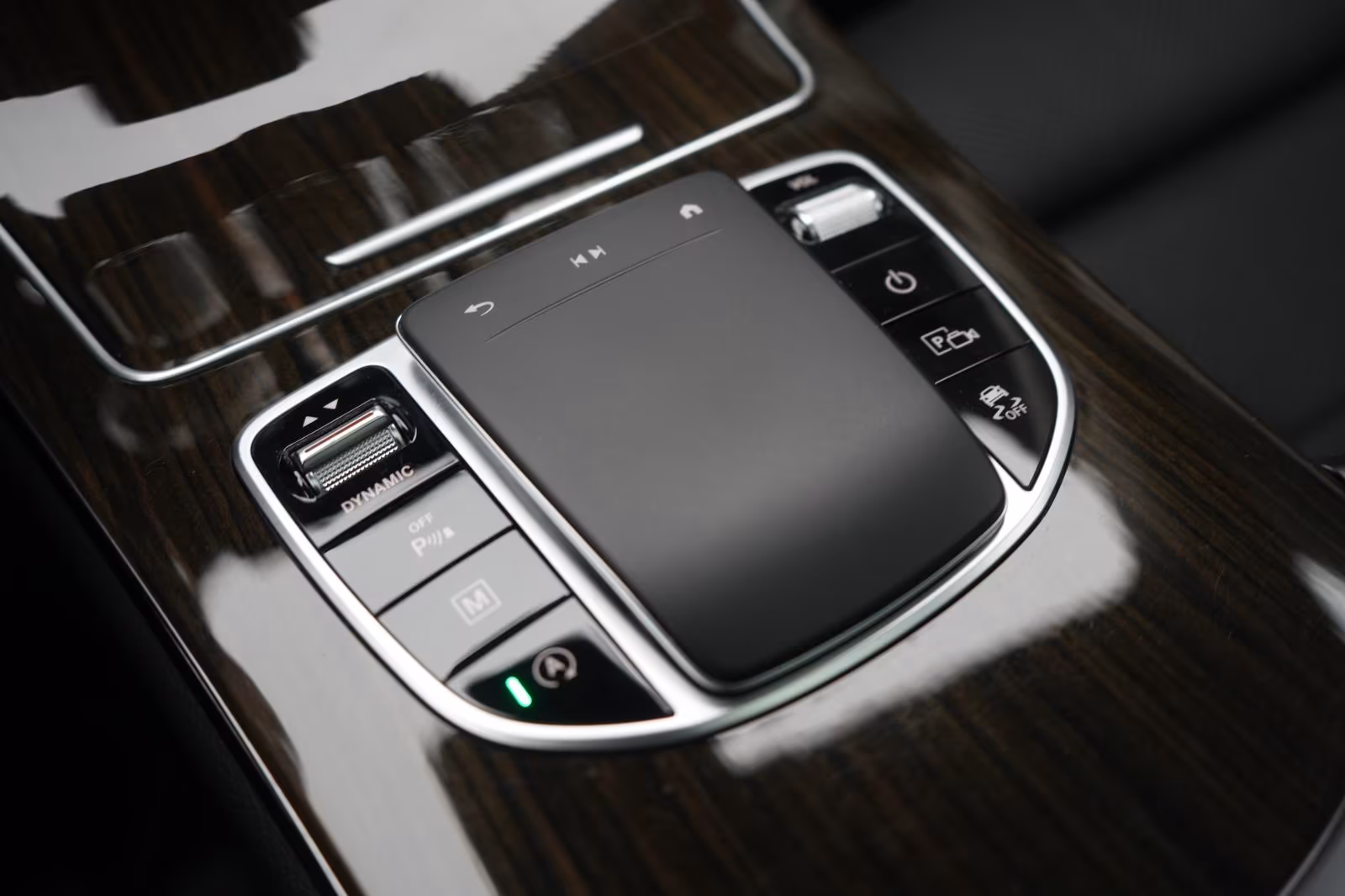 (B-239) Mercedes-Benz GLC 300 d 4Matic 9G-Tronic AMG Temp/Kamera/ - Image 16