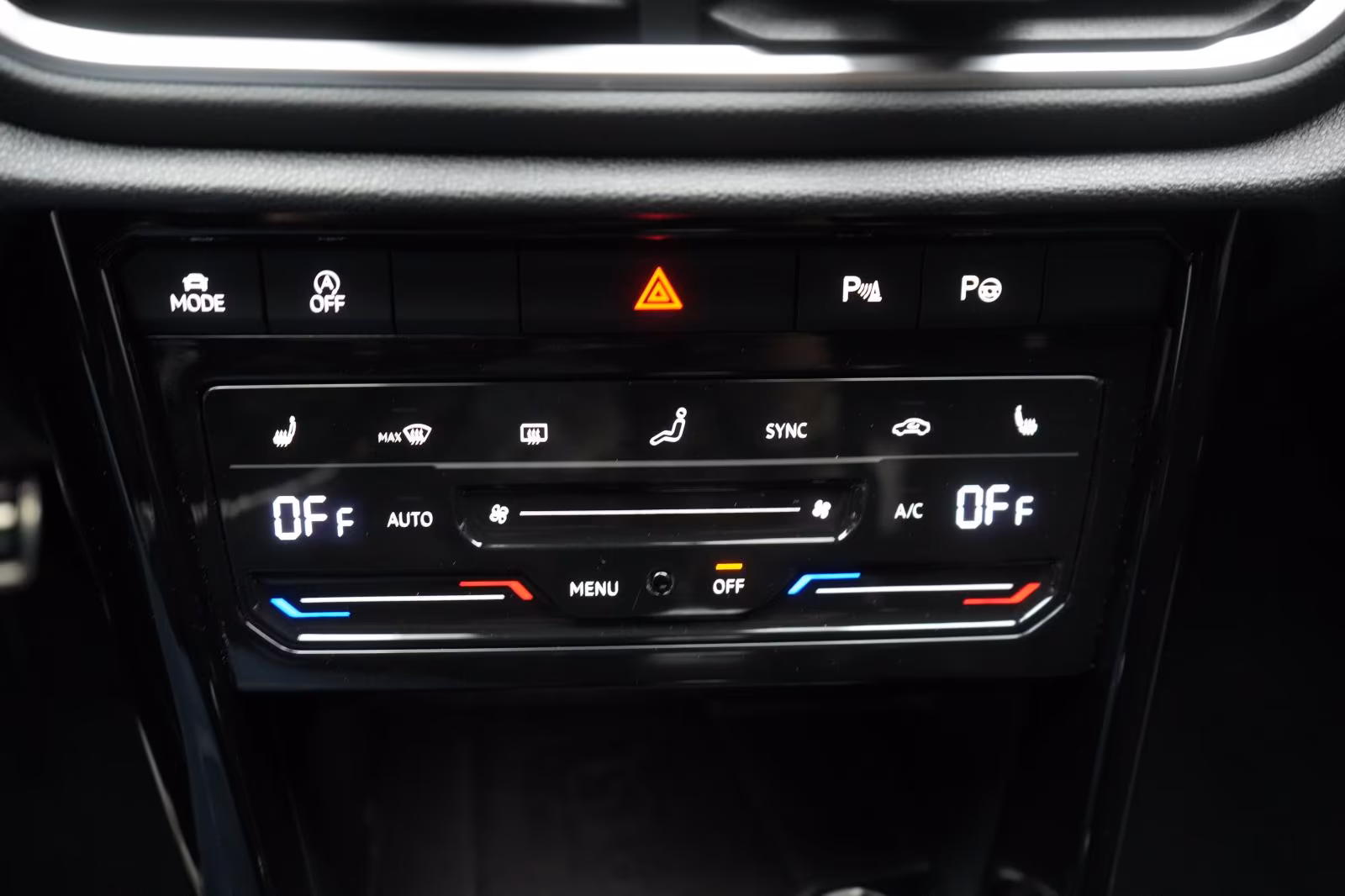 (B-559) Volkswagen T-Roc 1.0 TSI R-Line Appconnect/ACC/Kamera/Virtu - Image 19