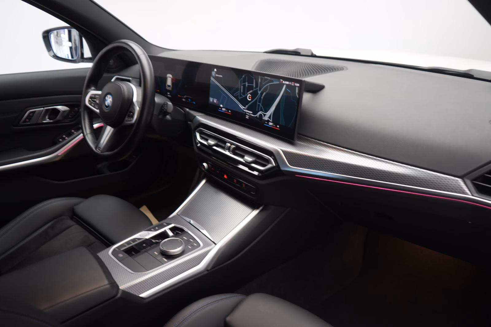 (B-320) BMW(Hybrid) 320 e Touring M Sport ACC/Kamera/H&K/Wide/Lane/S - Image 10