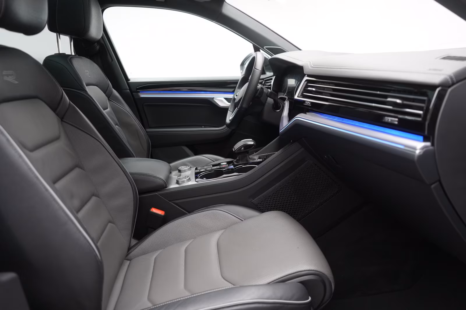 (B-614) Volkswagen Touareg 3.0 V6 TDI 4Motion R-Line Leder/ACC/HUD/ - Image 9