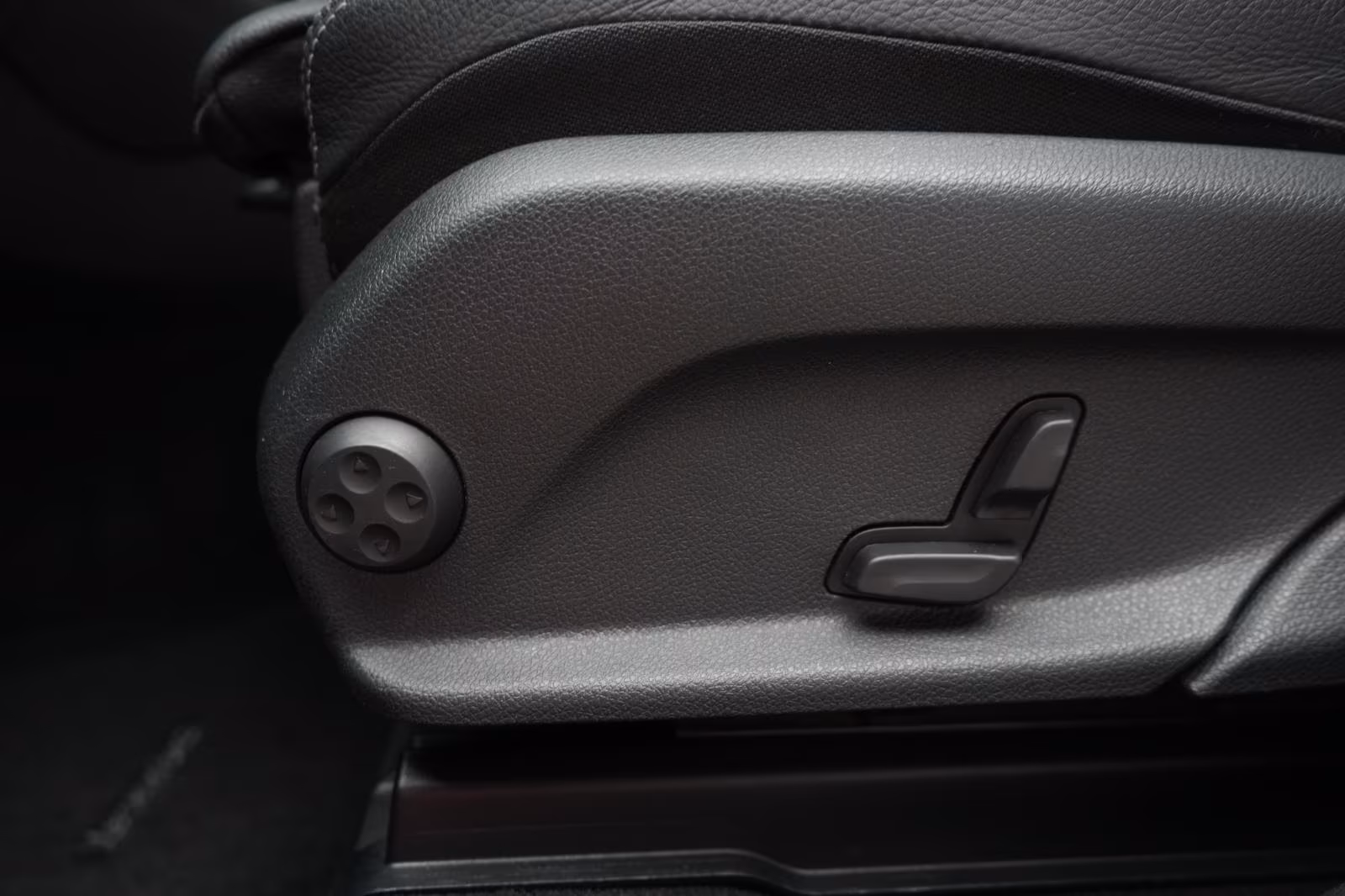 (B-788)Mercedes-Benz GLC 300 4Matic 9G-Tronic Exclusive Leder/Temp/Ka - Image 21