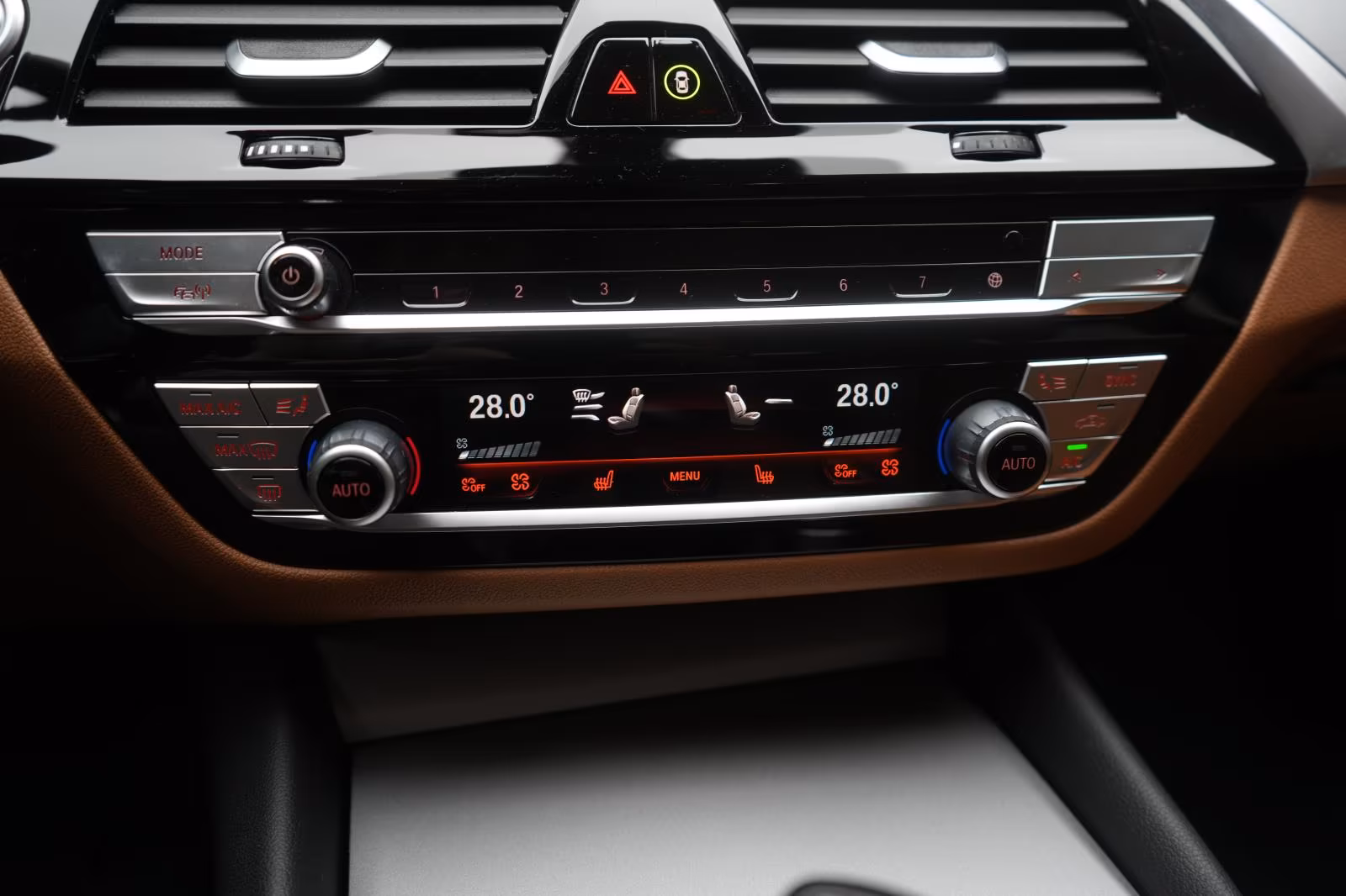 (B-610) BMW 520 i Touring Leder/ACC/Kamera/HUD/Carplay - Image 20