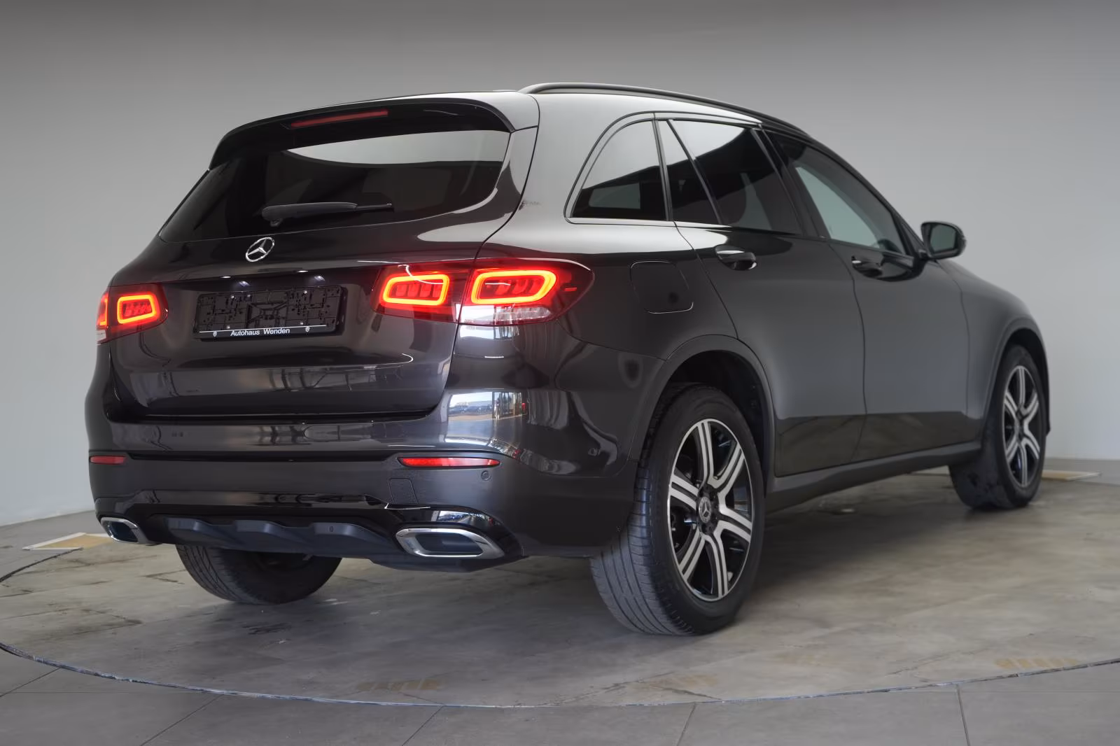 (B-785) Mercedes-Benz GLC 220 d 4Matic 9G-Tronic Navi/Temp/LED/Car - Image 5