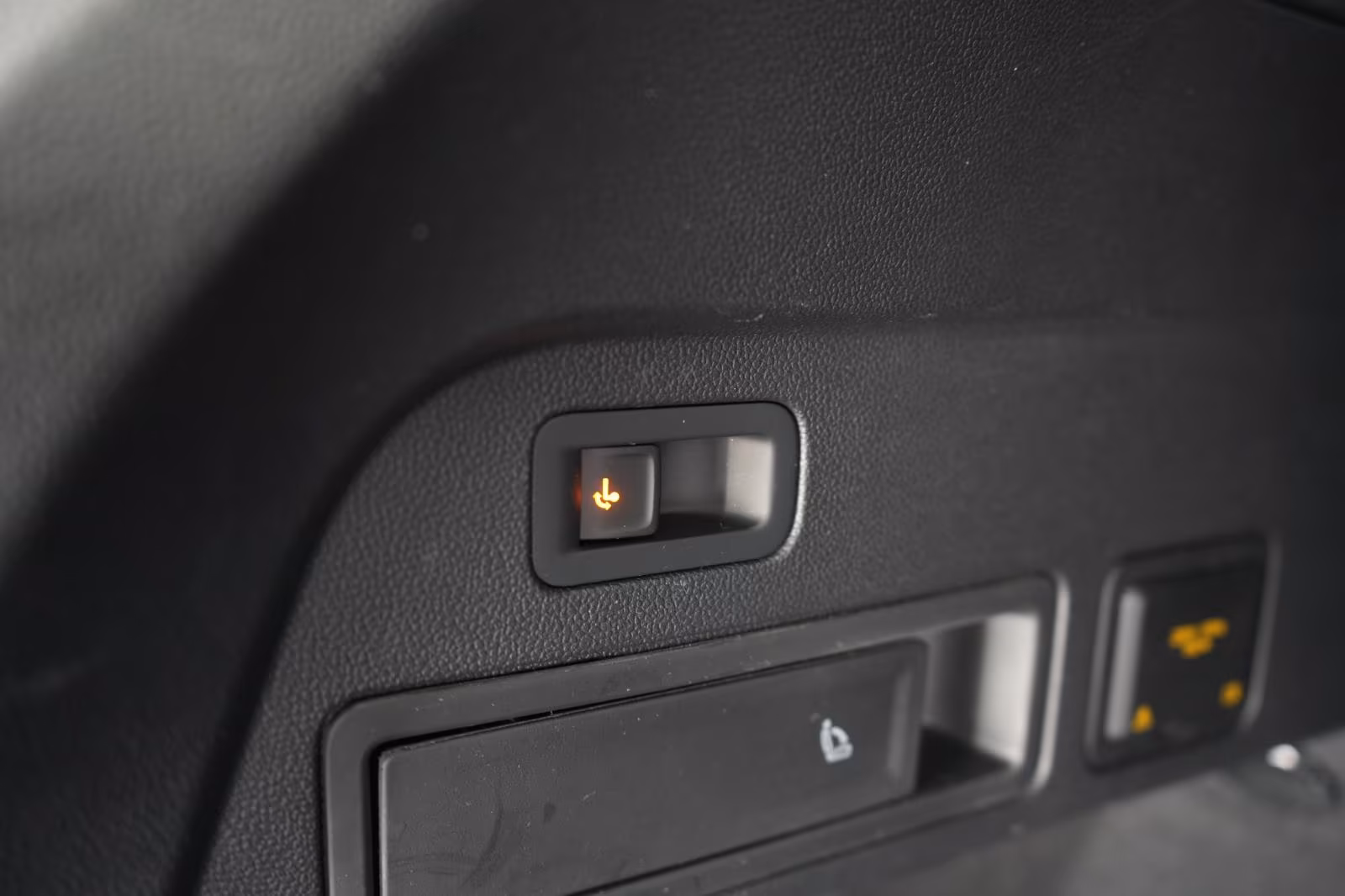 (B-124) Volkswagen(7 ghế) Tiguan Allspace 2.0 TSI 4Motion DSG R Line ACC/K - Image 25