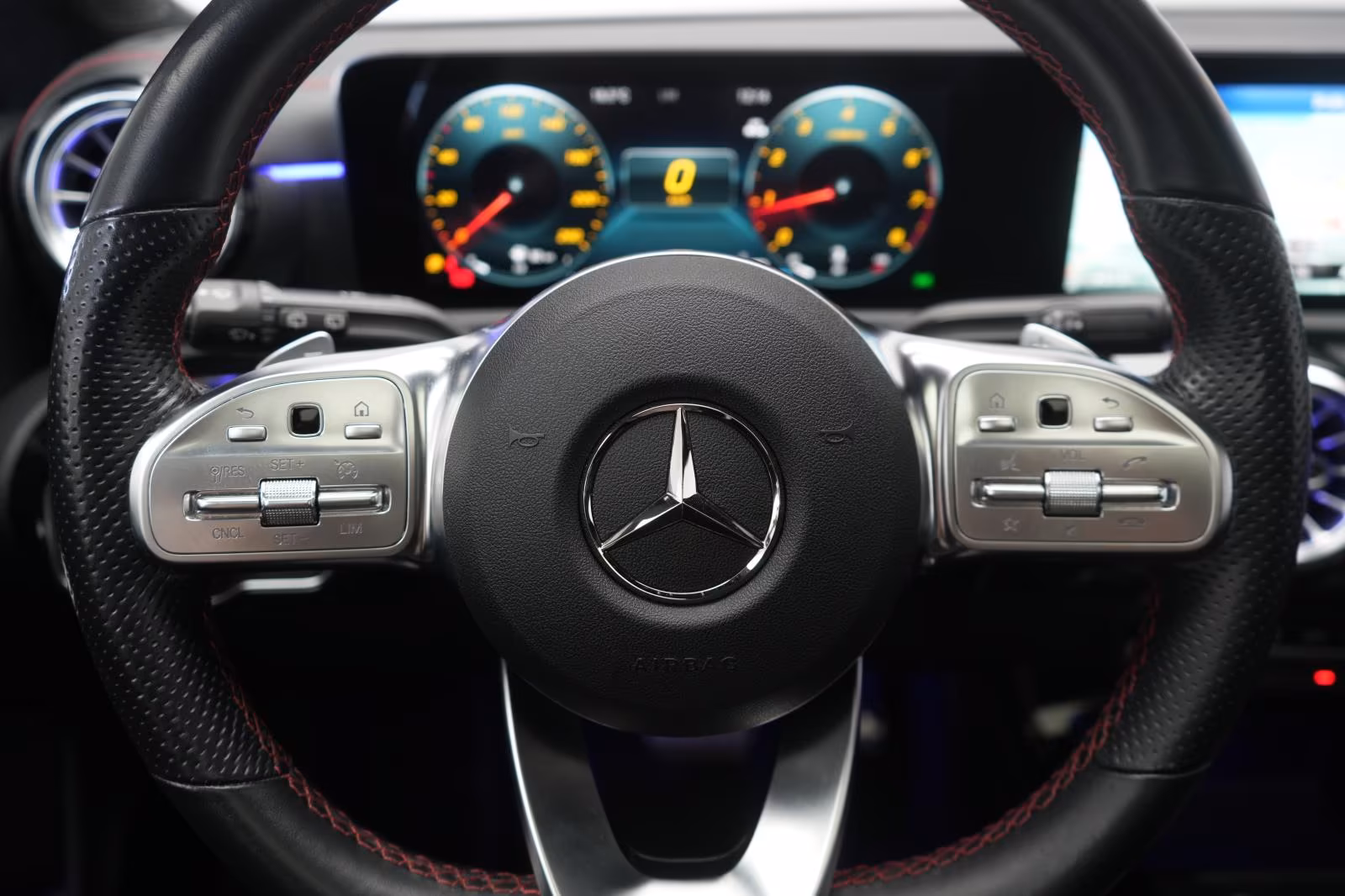 (B-008) Mercedes-Benz CLA 200 Shooting Brake 7G-DCT AMG CarPlay/Te - Image 21