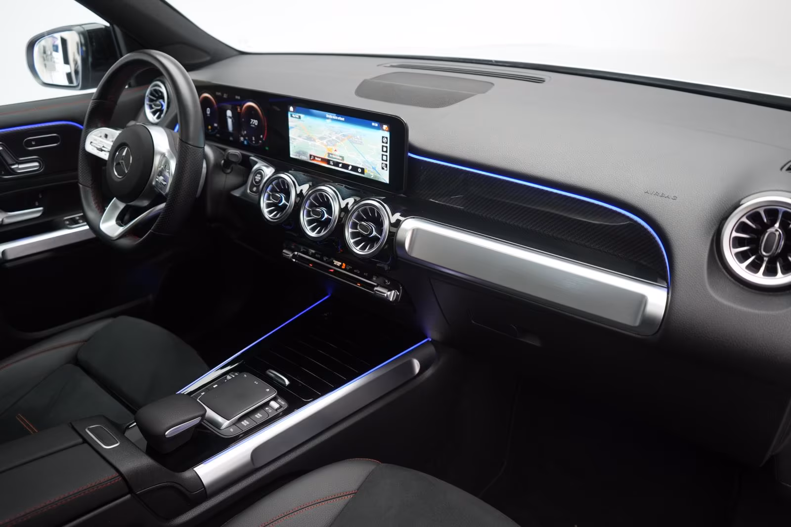 (B-578) Mercedes-Benz GLB 220 d 4Matic 8G-DCT AMG Distronic/Kamera - Image 10
