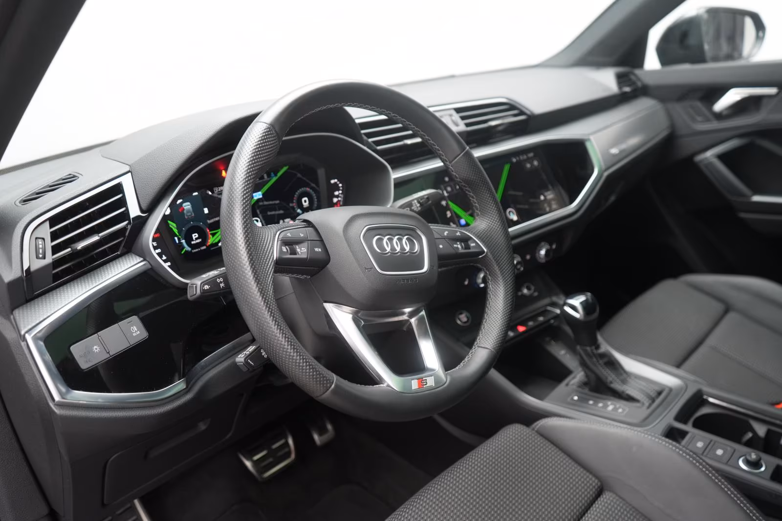 (B-291) Audi Q3 35 TDI S tronic S line Temp/Virtual/Pano/Lane - Image 8