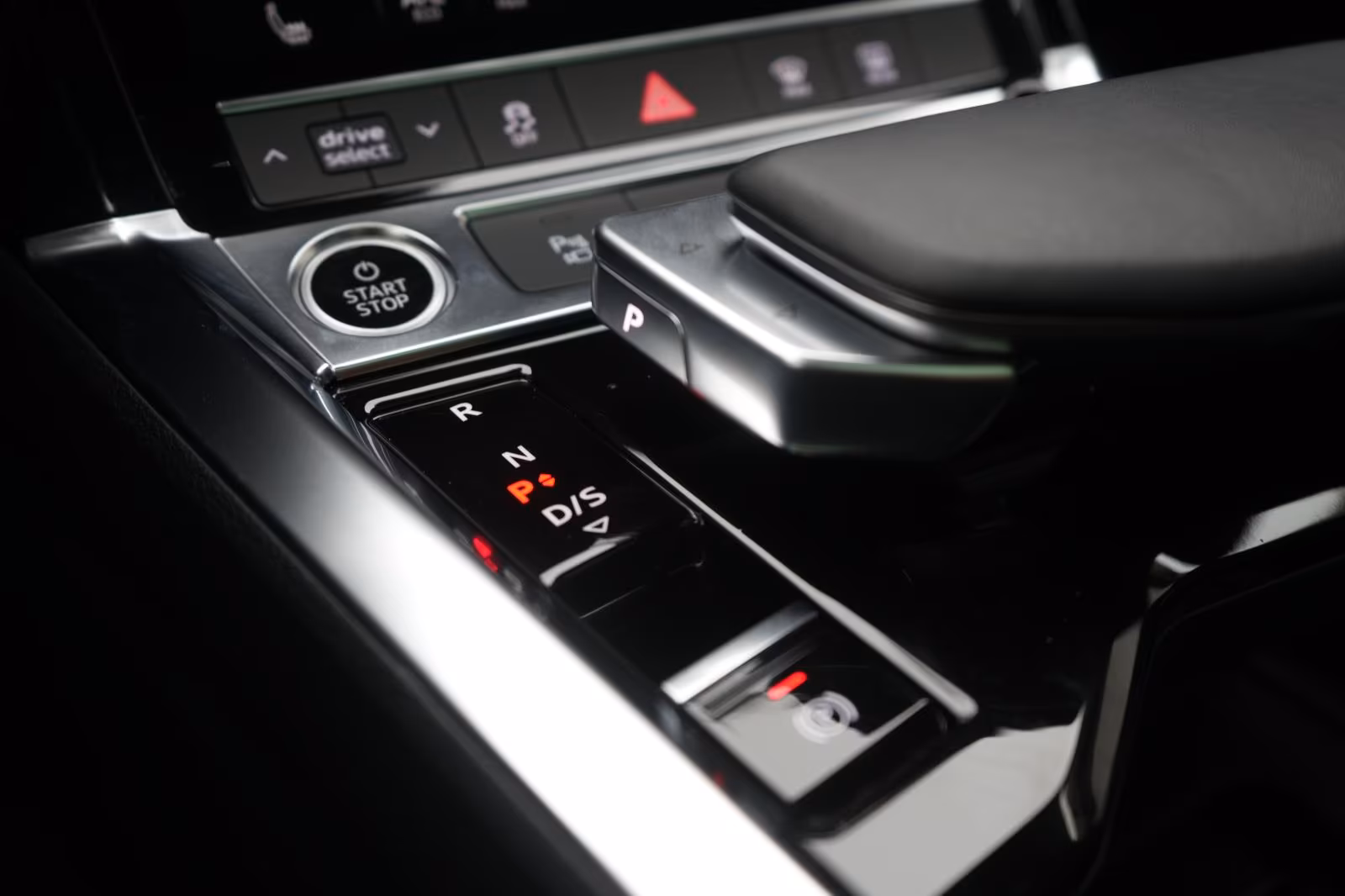 (B-373) Audi e-tron 55 quattro S line ACC/Kamera/Virtual/Pano - Image 21