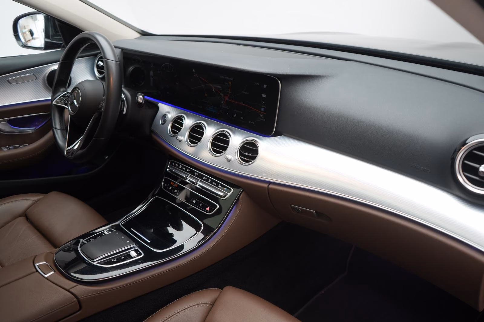 (B-193) Mercedes-Benz(Hybrid) E 300 de T 9G-TRONIC Avantgarde Leder/Distronic/ - Image 10