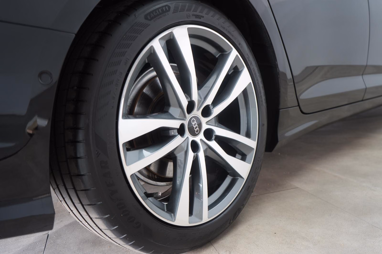 (B-778) Audi A6 40TDI S line ACC/Kamera/Virtual/AHK/Lane/Side - Image 28