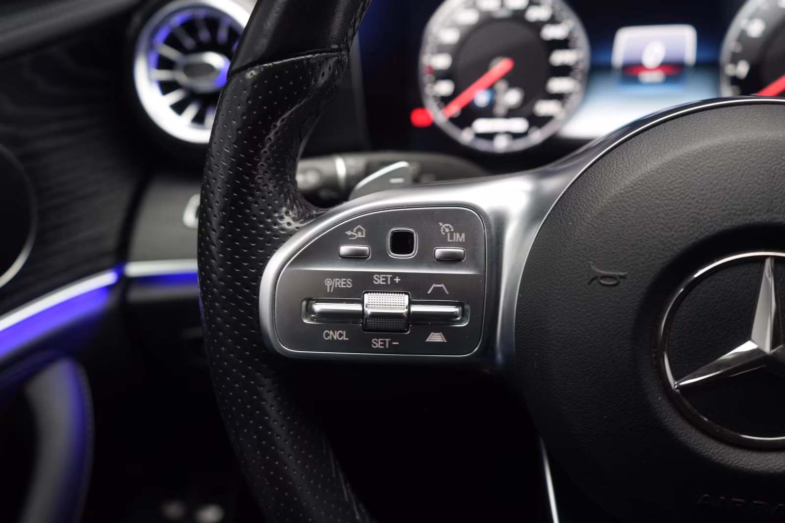 (B-370) Mercedes-Benz E 350 d T 9G-Tronic AMG Distronic/Kamera/Lane/S - Image 16