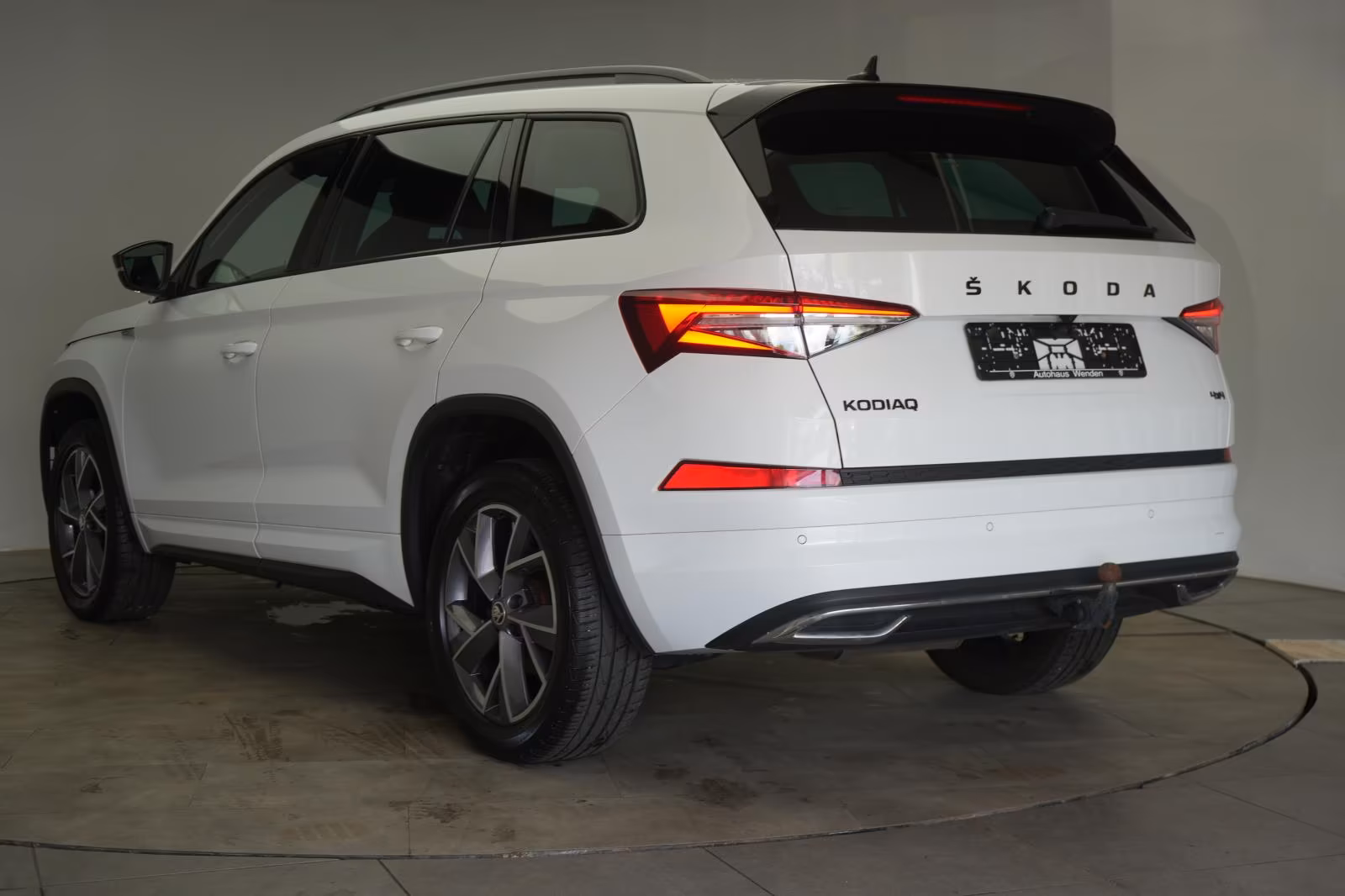 (B-535) Skoda Kodiaq 2.0 TDI 4x4 Sportline Carplay/Kamera/Virt - Image 4