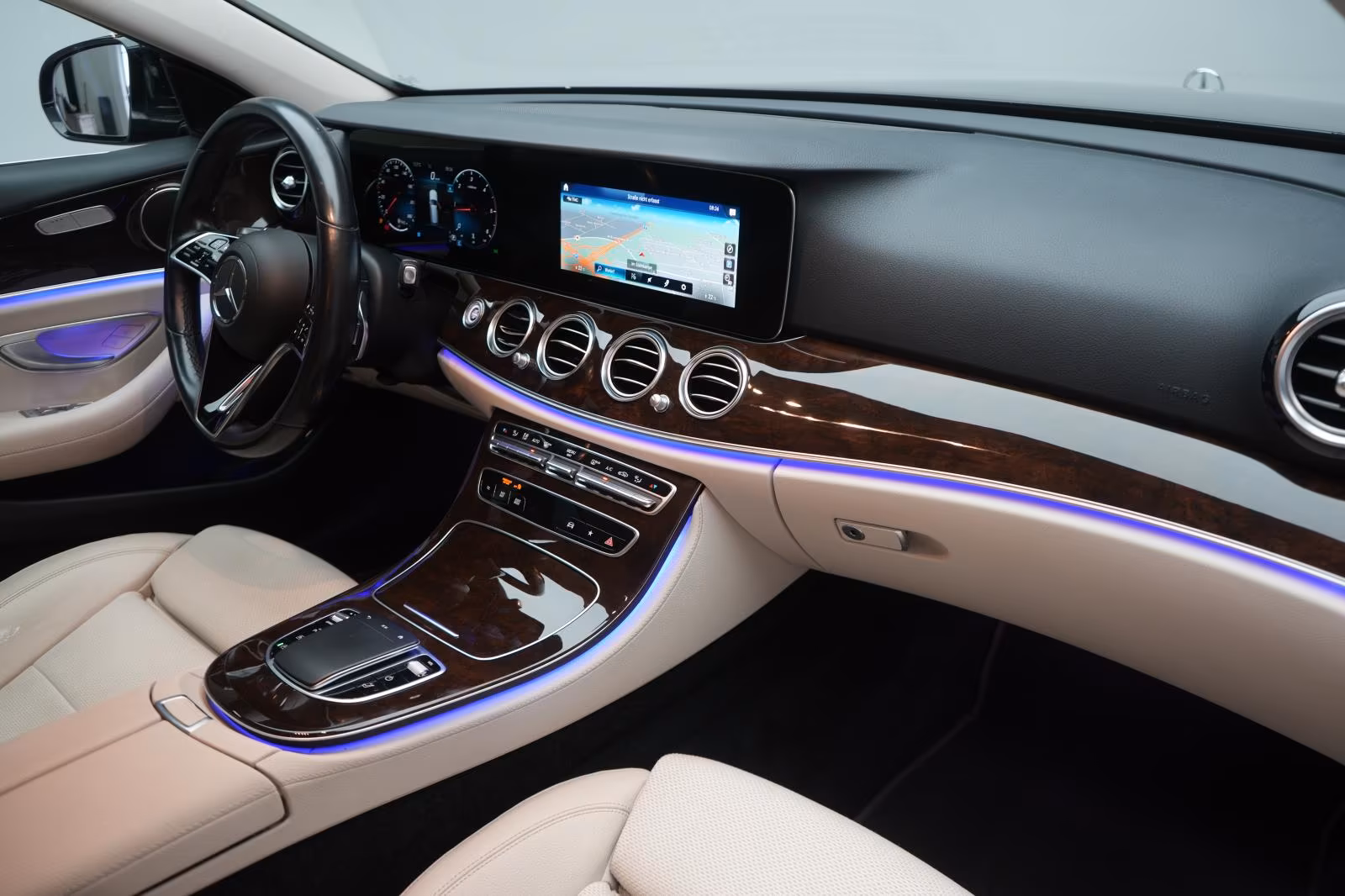(B-541) Mercedes-Benz E 220 d T 9G-Tronic Navi/Temp/Kamera/AHK/ - Image 10