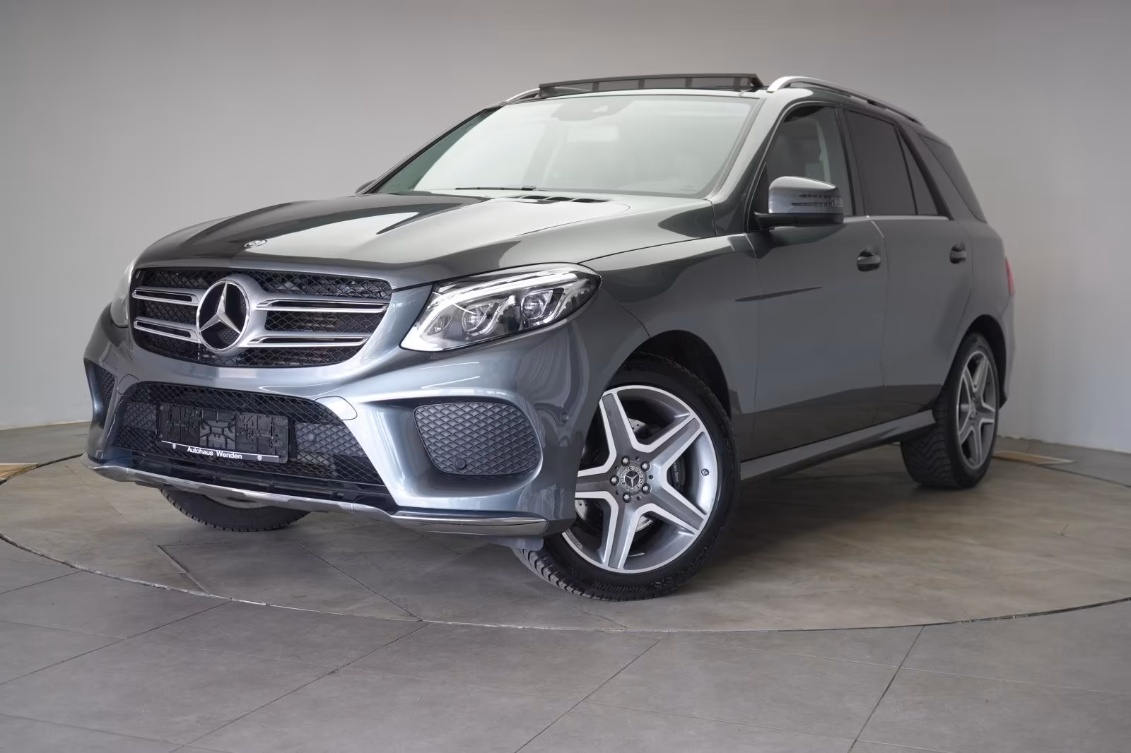 (B-379) Mercedes-Benz GLE 350 d 4Matic 9G-Tronic AMG Leder/Temp/Pa - Image 3