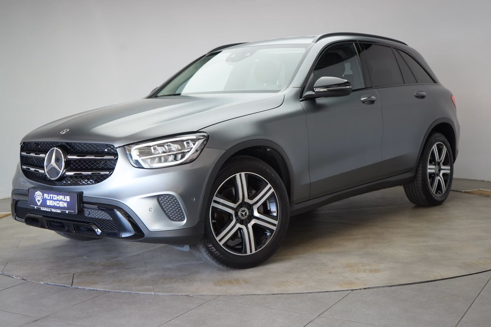 (B-582) Mercedes-Benz GLC 220 d 4Matic 9G-TRONIC Temp/Kamera/HU - Image 3