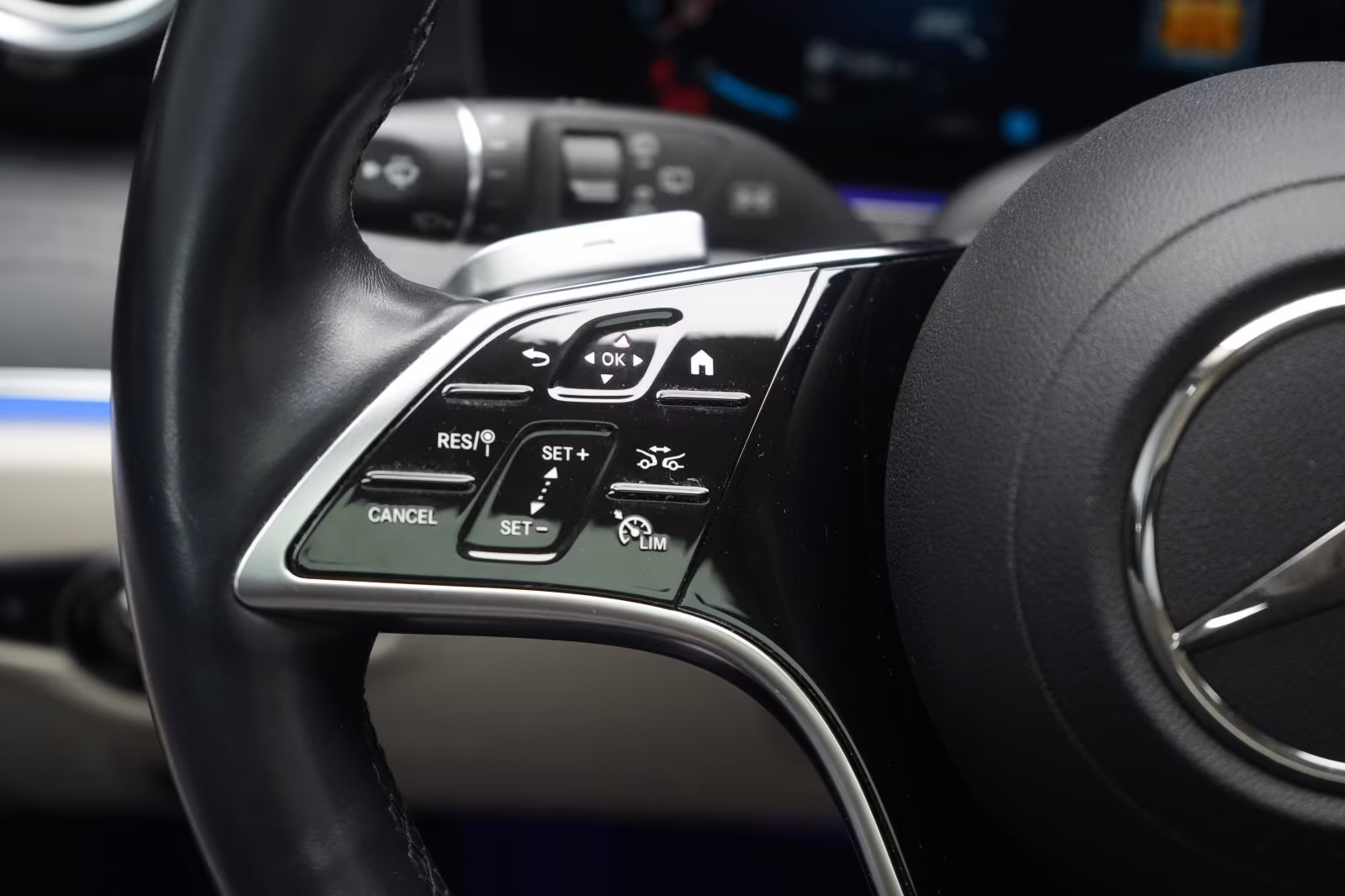 (B-159) Mercedes-Benz(Hybrid) E 300 de 4Matic T 9G-Tronic Avantgarde Leder/Dis - Image 20