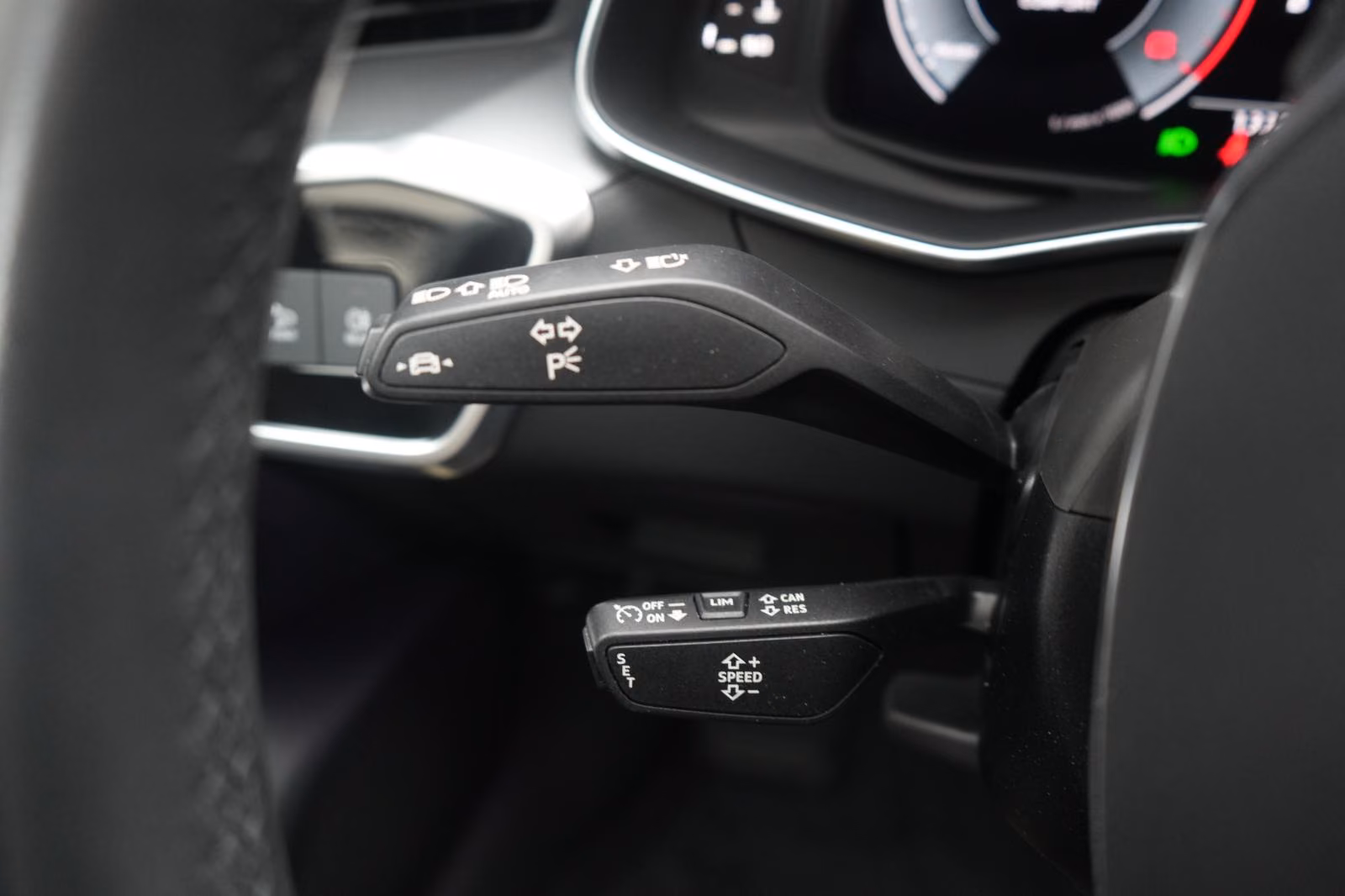 (B-499) Audi A6 Avant 40 TDI S tronic Navi/LED/Lane - Image 16