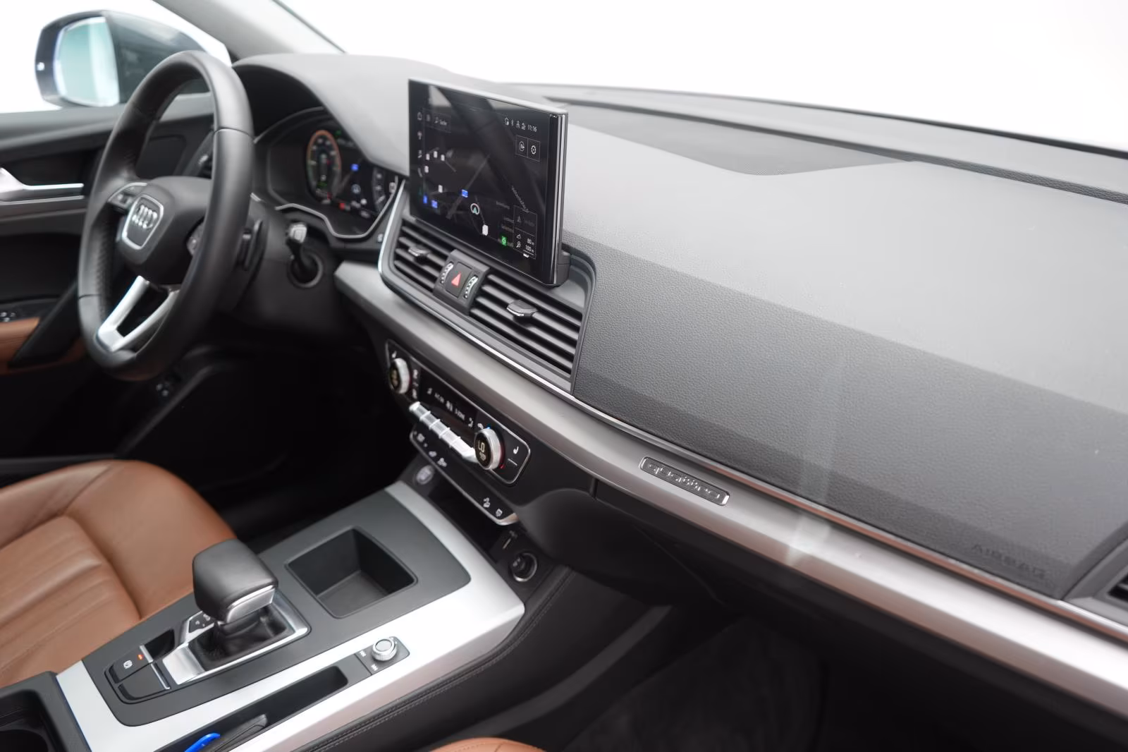 (B-022) Audi Q5(Hybrid) 50 TFSIe Sportback quattro S tronic advanced - Image 10