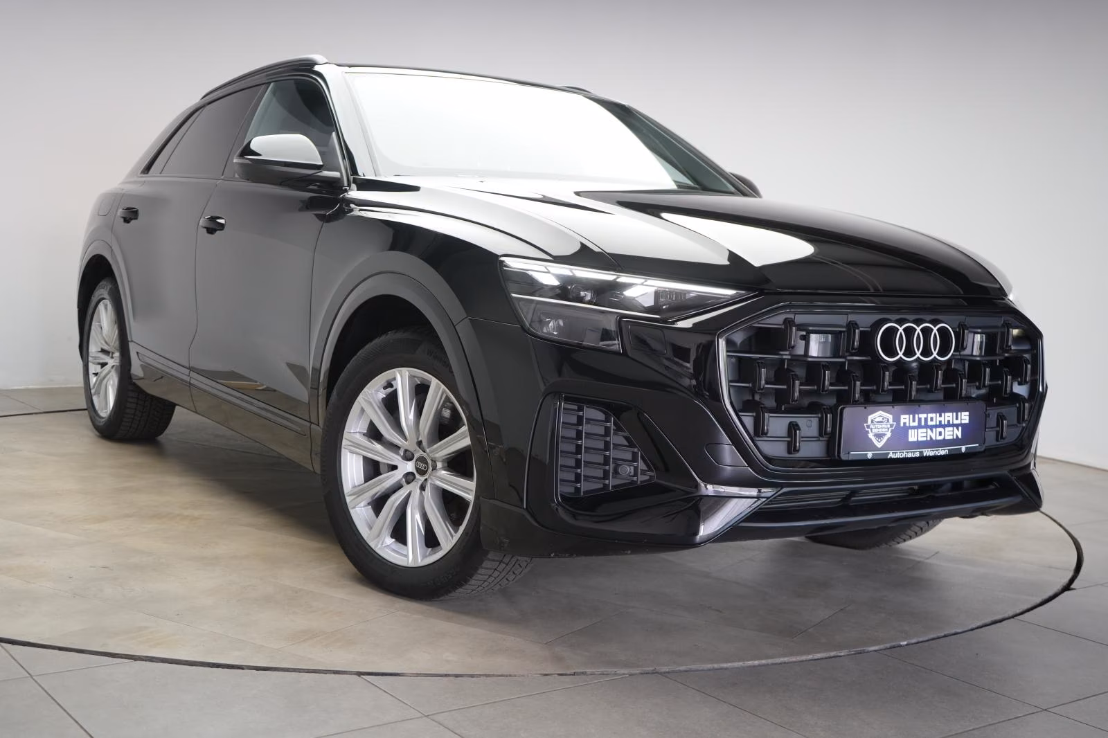 (B-301) Audi Q8 45 TDI Quattro Tiptronic Leder/ACC/Kamera/Mat - Image 1