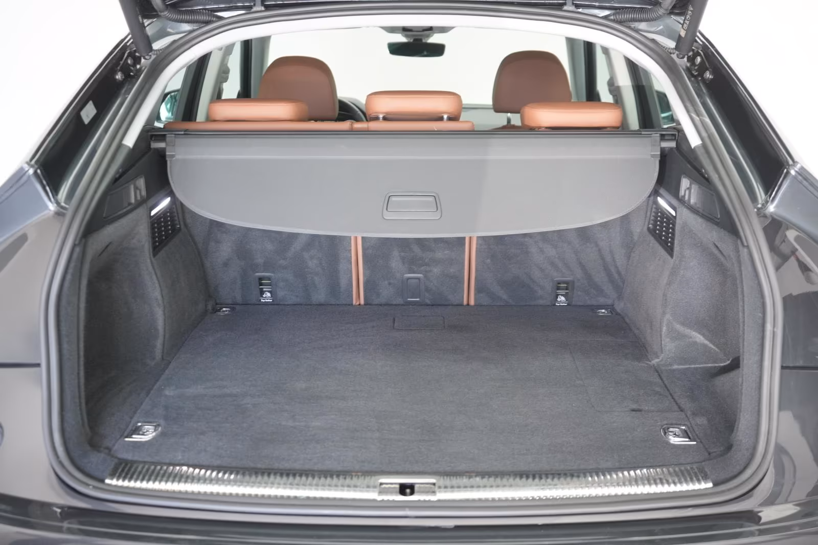 (B-022) Audi Q5(Hybrid) 50 TFSIe Sportback quattro S tronic advanced - Image 27